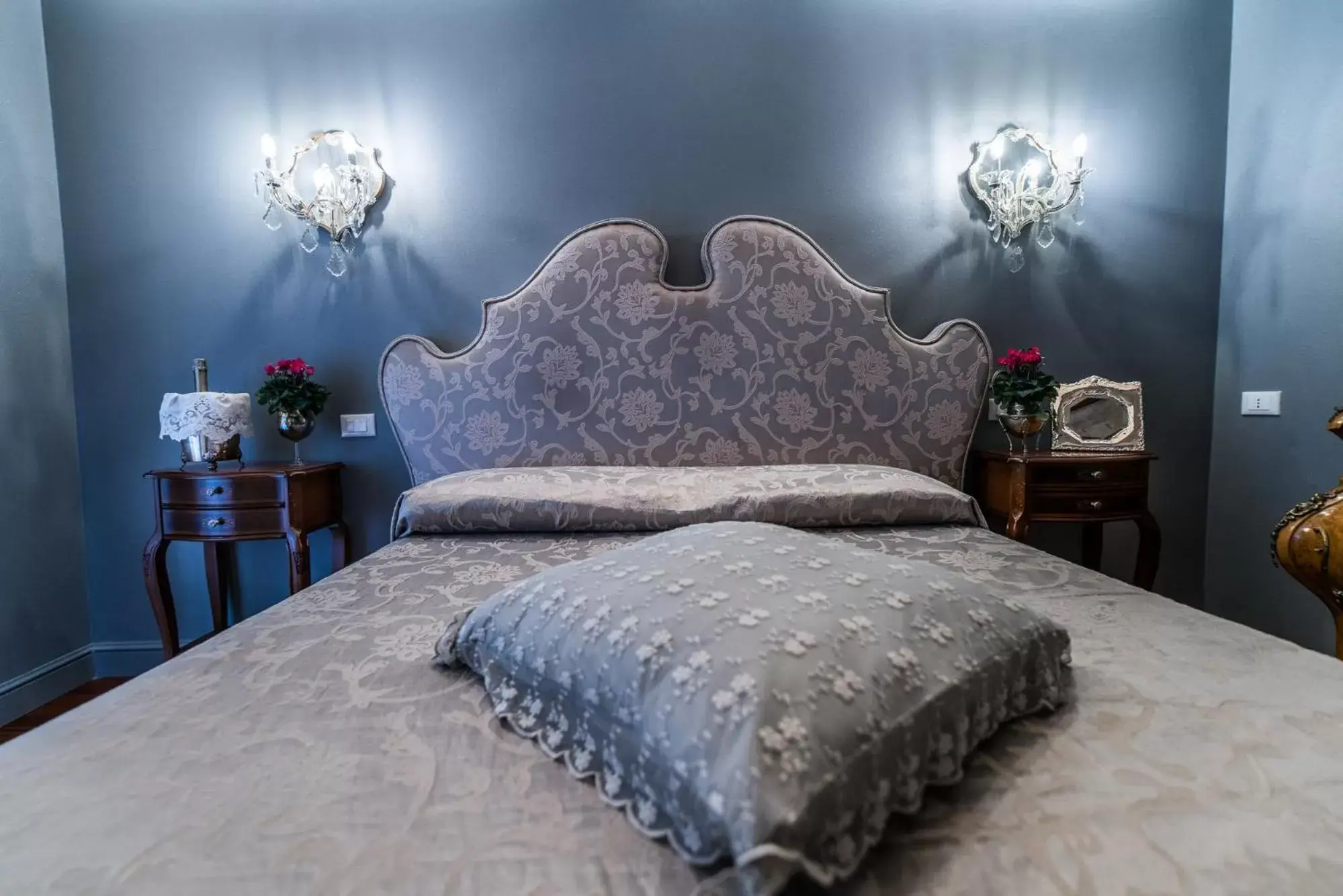Bed in Hotel Antica Locanda
