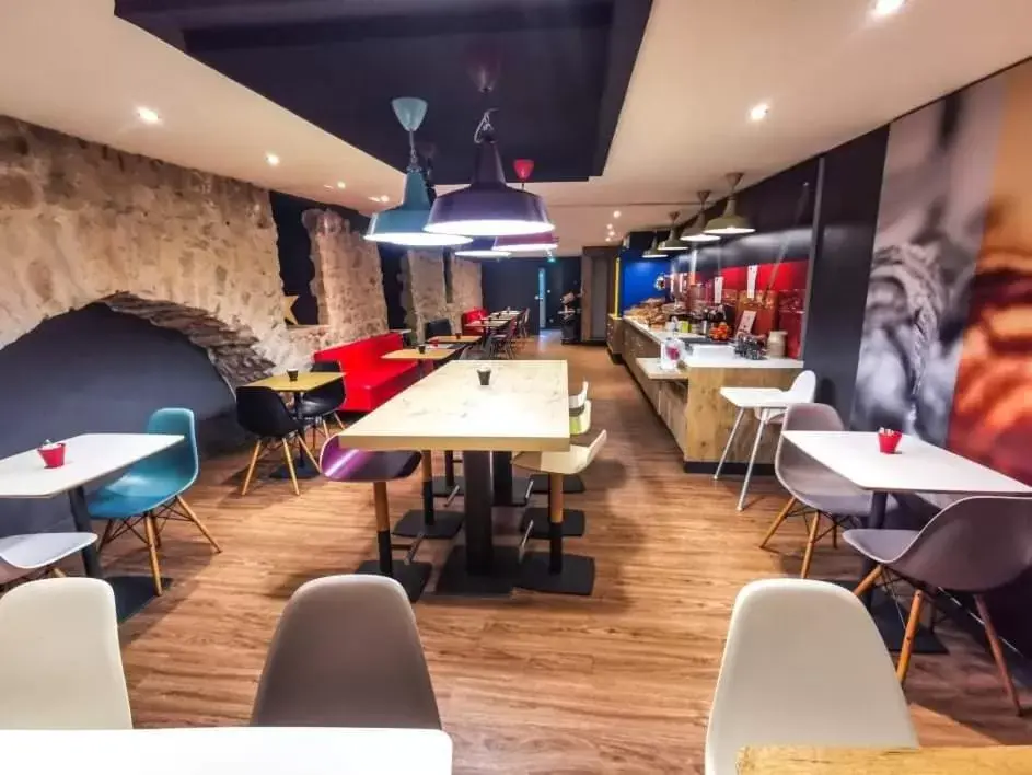 Breakfast, Restaurant/Places to Eat in ibis Douai Centre