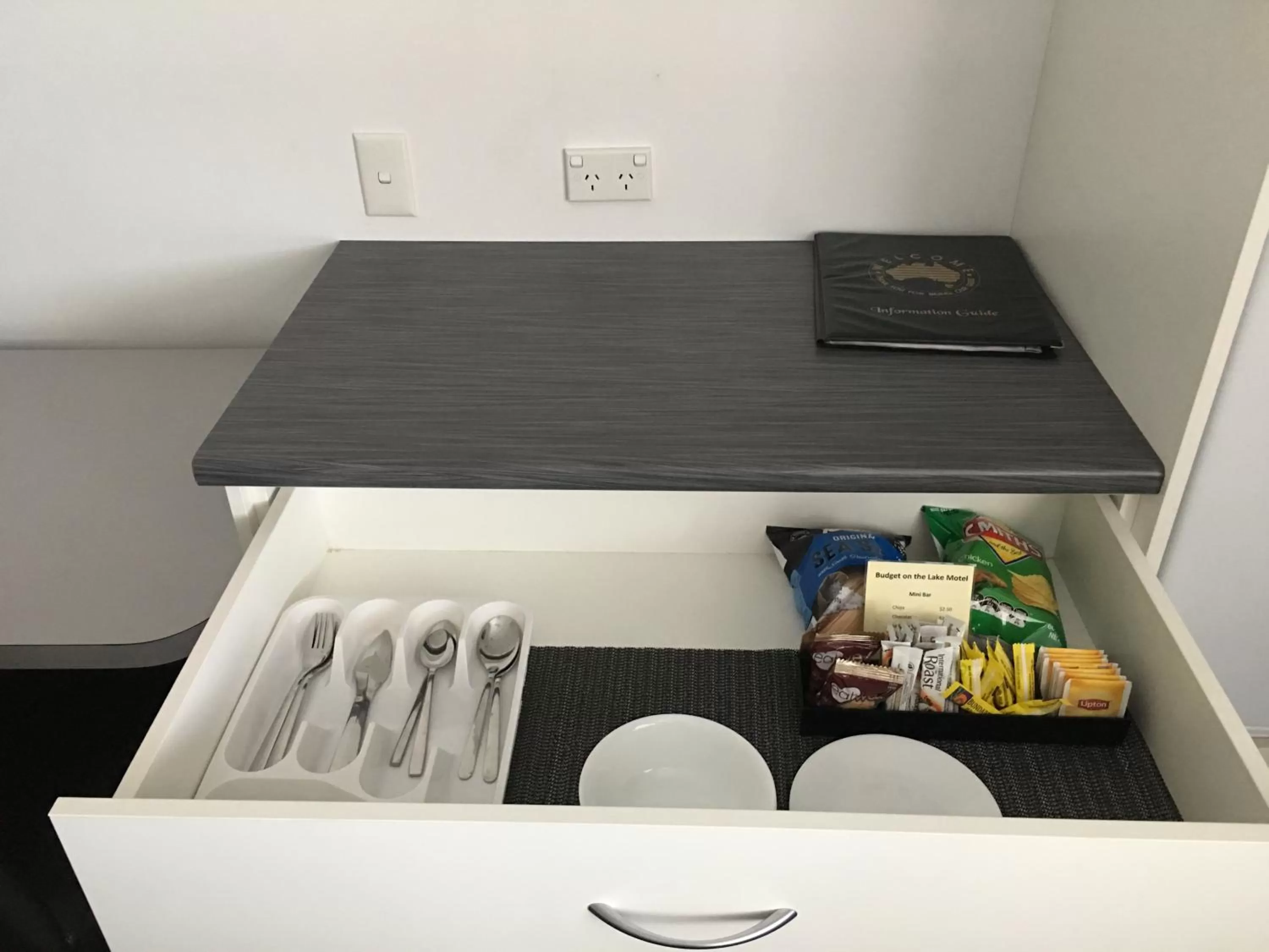 Area and facilities in Budget on the Lake