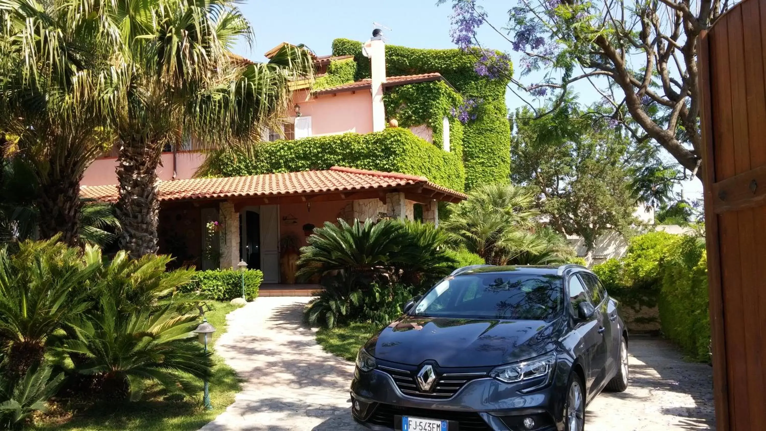 Facade/entrance, Property Building in Il Giardino delle Jacaranda