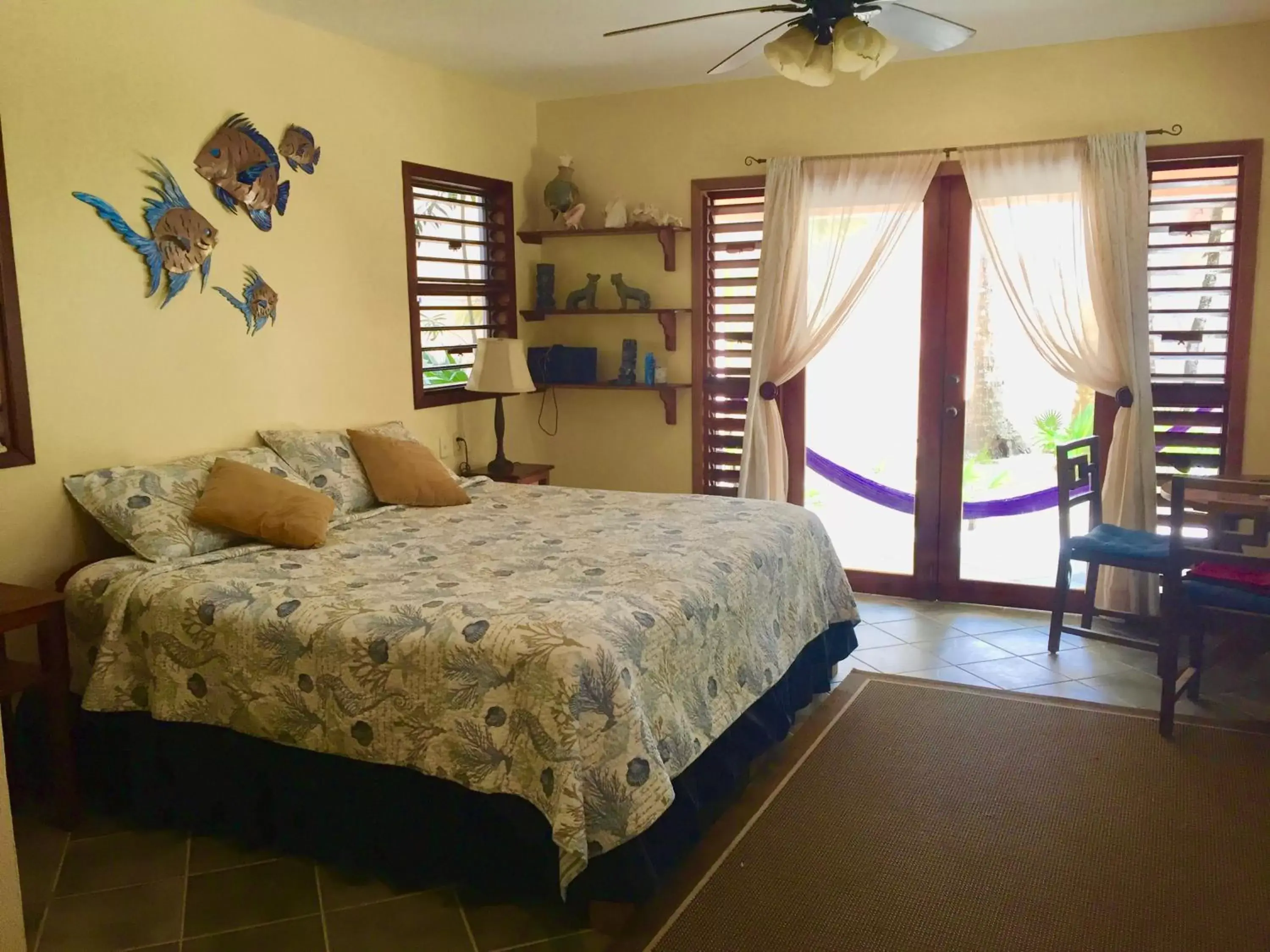 Bed in Nah Uxibal Villa and Casitas