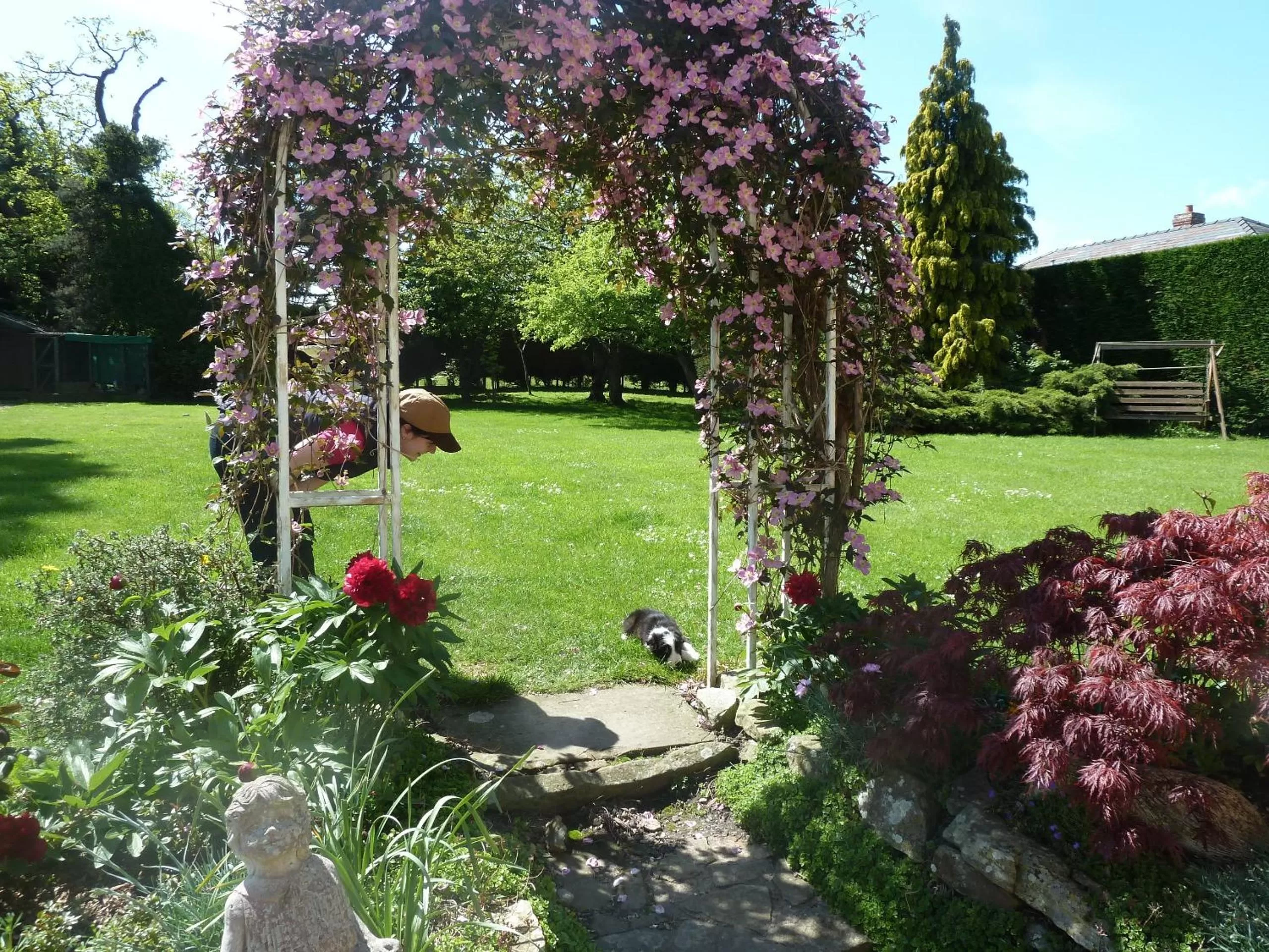 Garden in Oakenholt Farm Bed and Breakfast