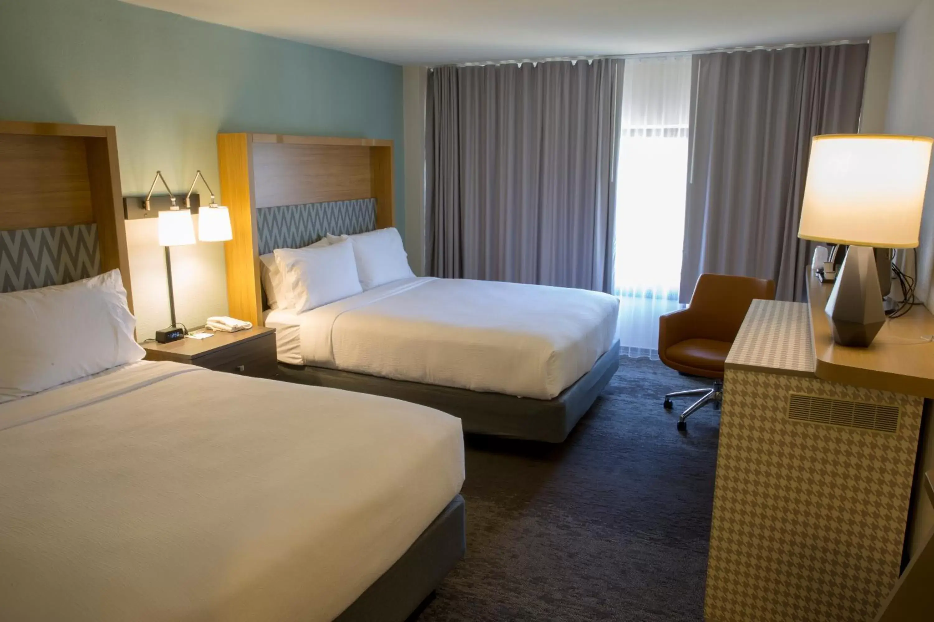 Photo of the whole room, Bed in Holiday Inn Orlando International Airport, an IHG Hotel