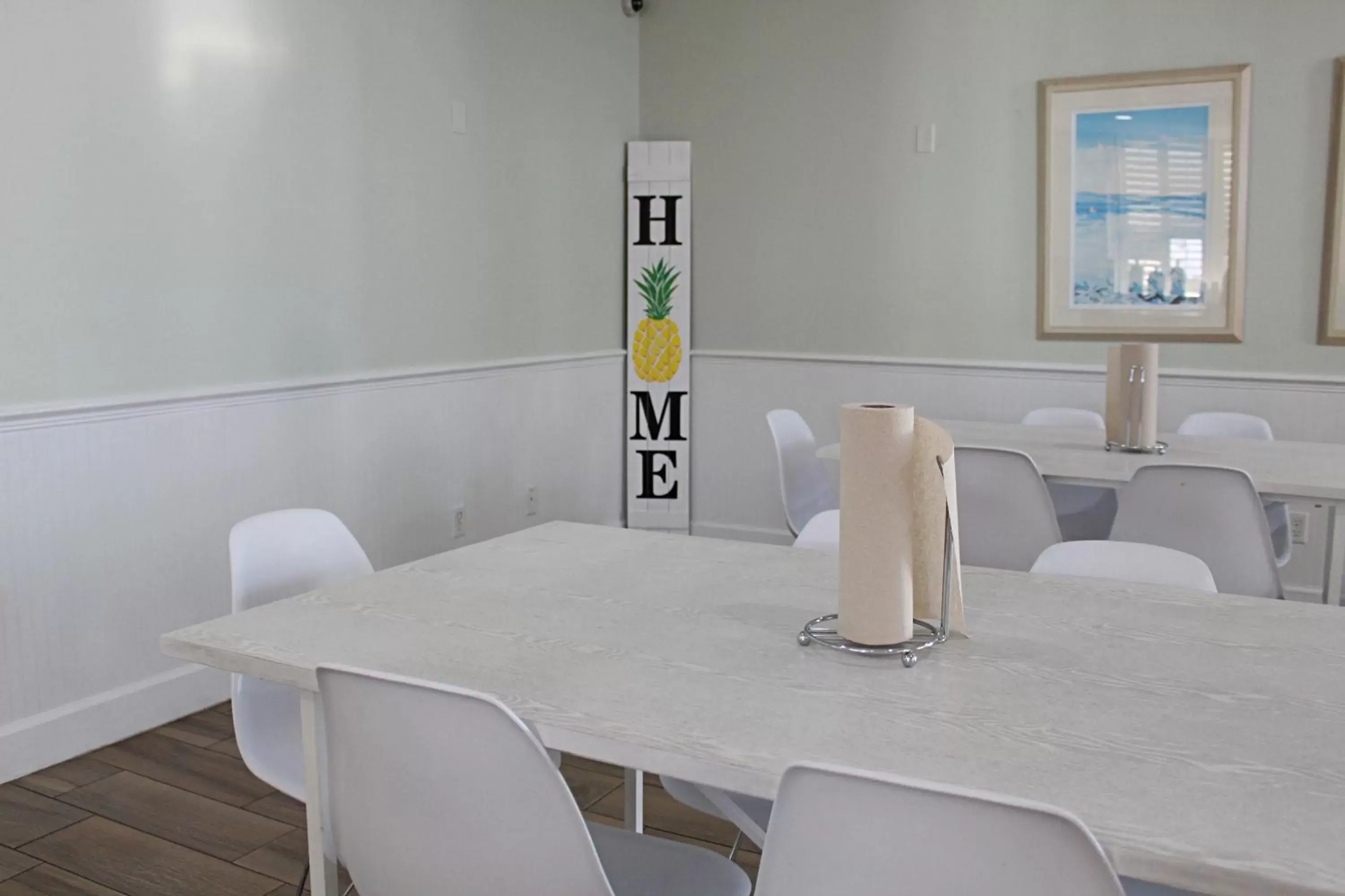 Business facilities, Dining Area in The Cove On Ormond Beach