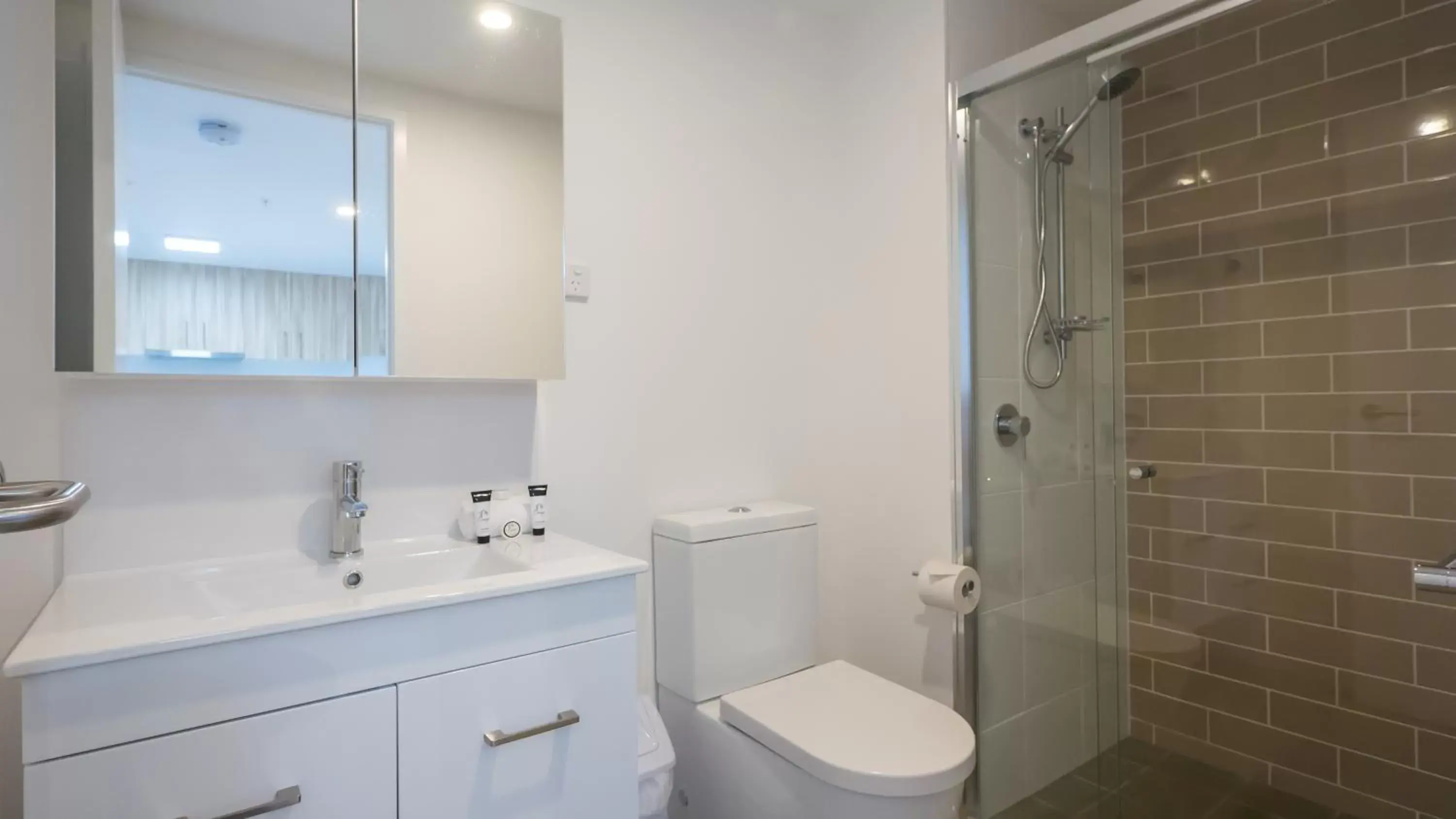 Bathroom in Annexe Apartments