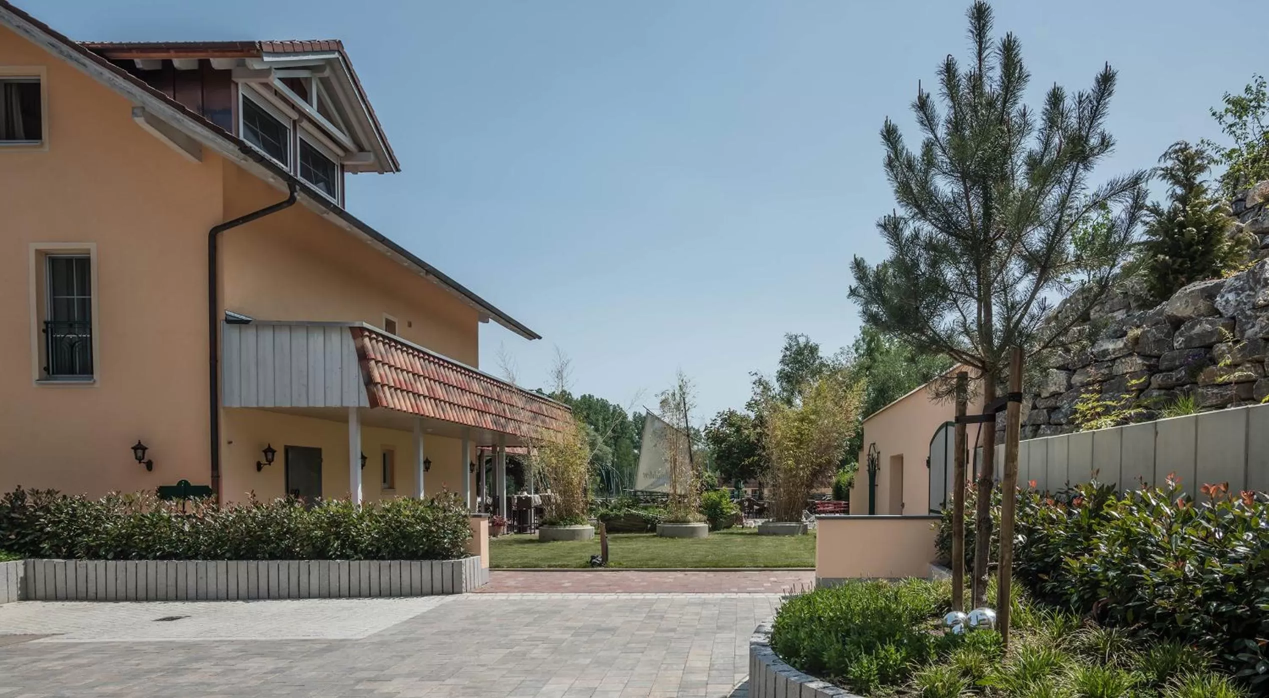 Property building in Hotel Mutz Garni