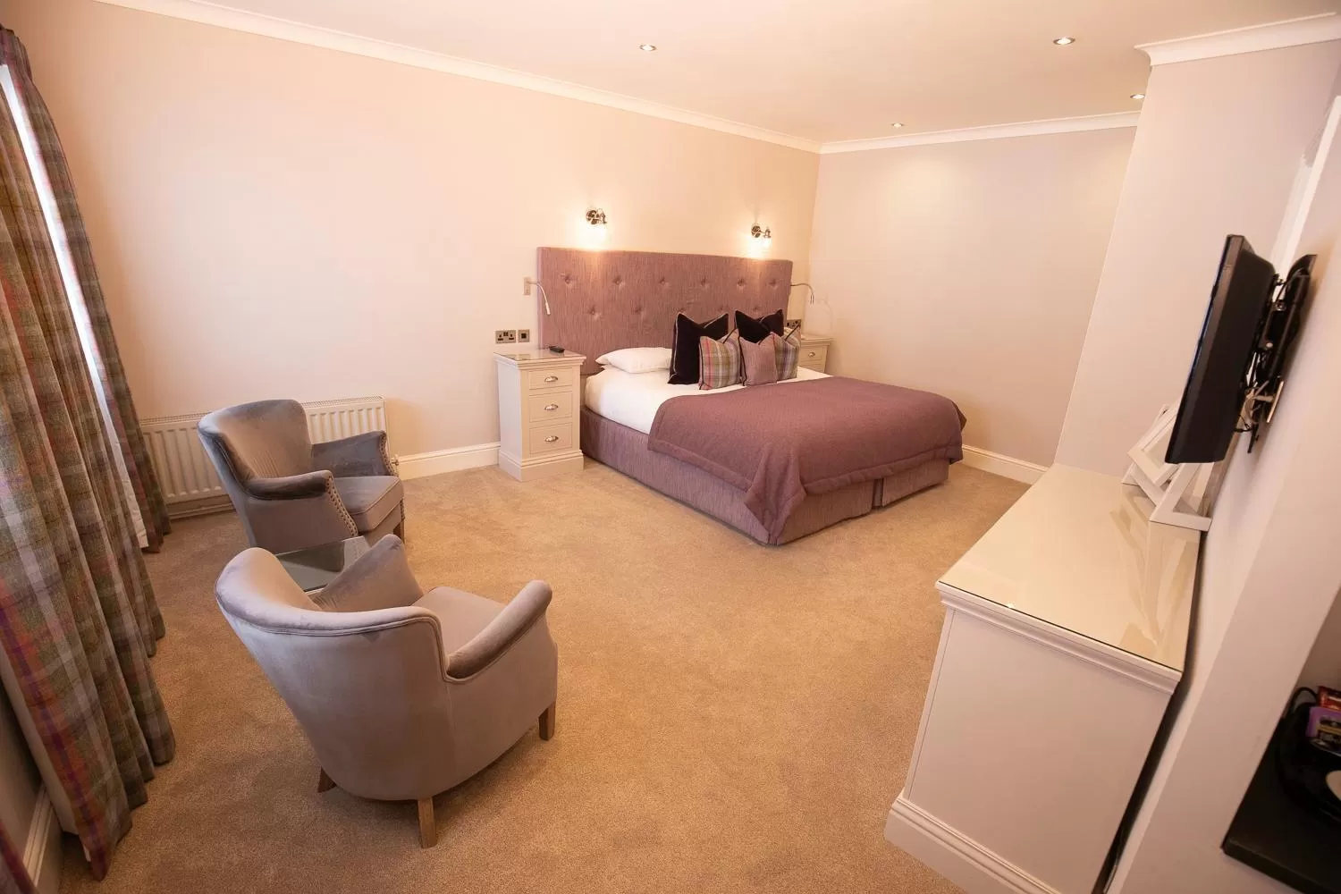 Bedroom, Bed in Bear Crickhowell