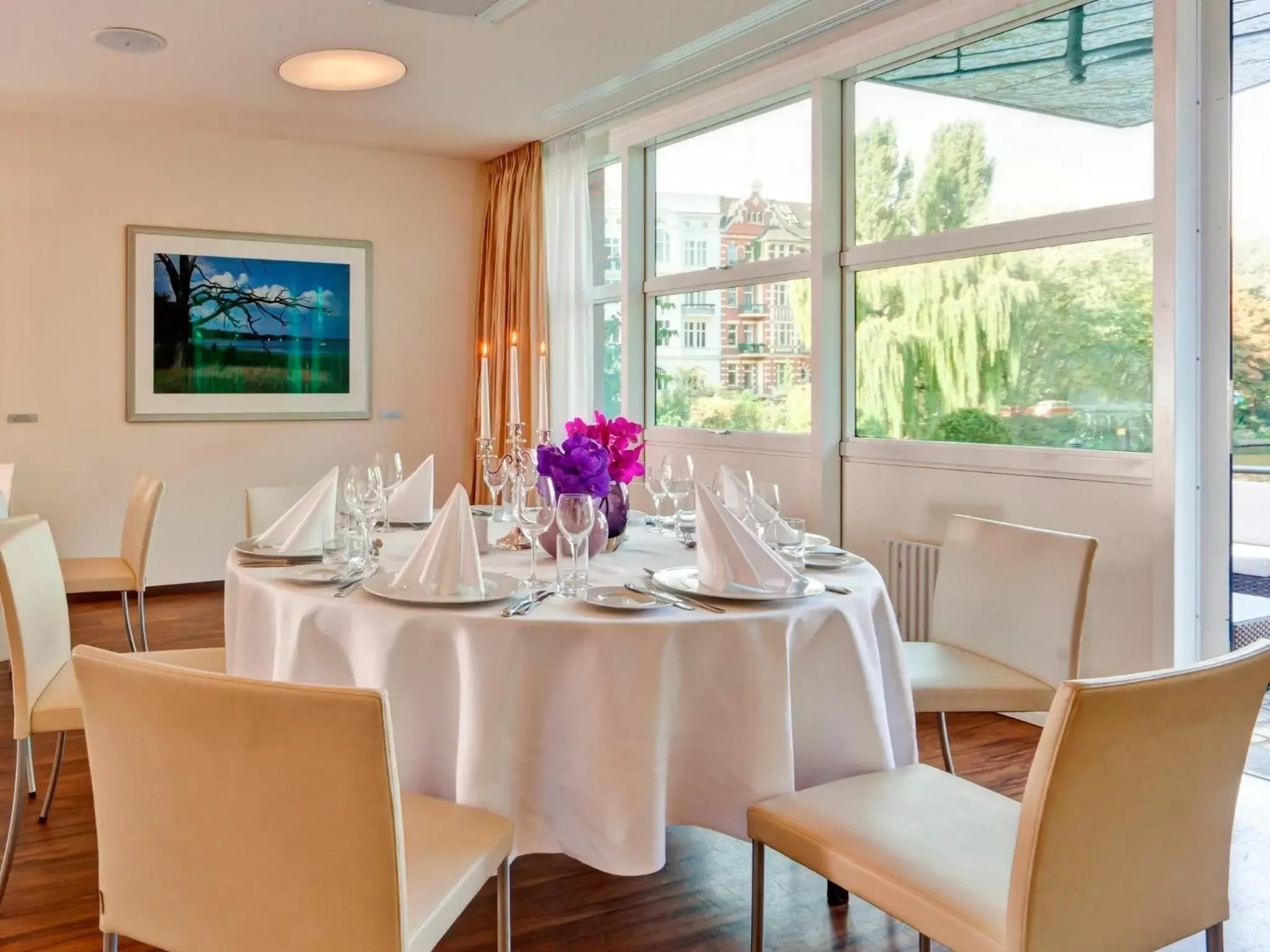 Banquet/Function facilities, Restaurant/Places to Eat in ABION Villa Suites