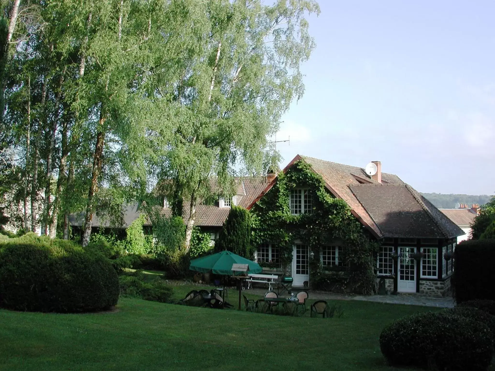 Patio, Property Building in La Croix du Reh