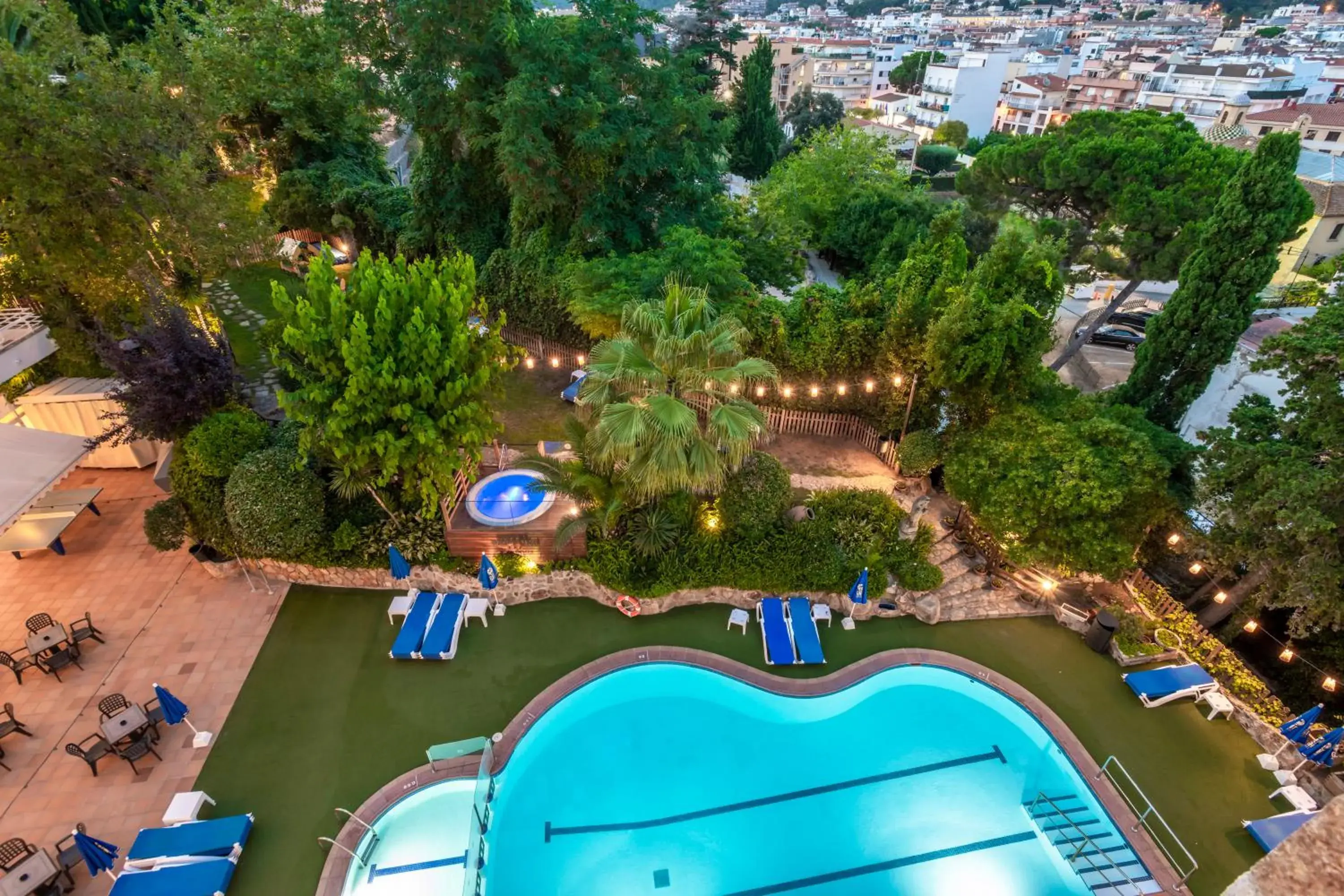 Patio, Pool View in GHT Neptuno