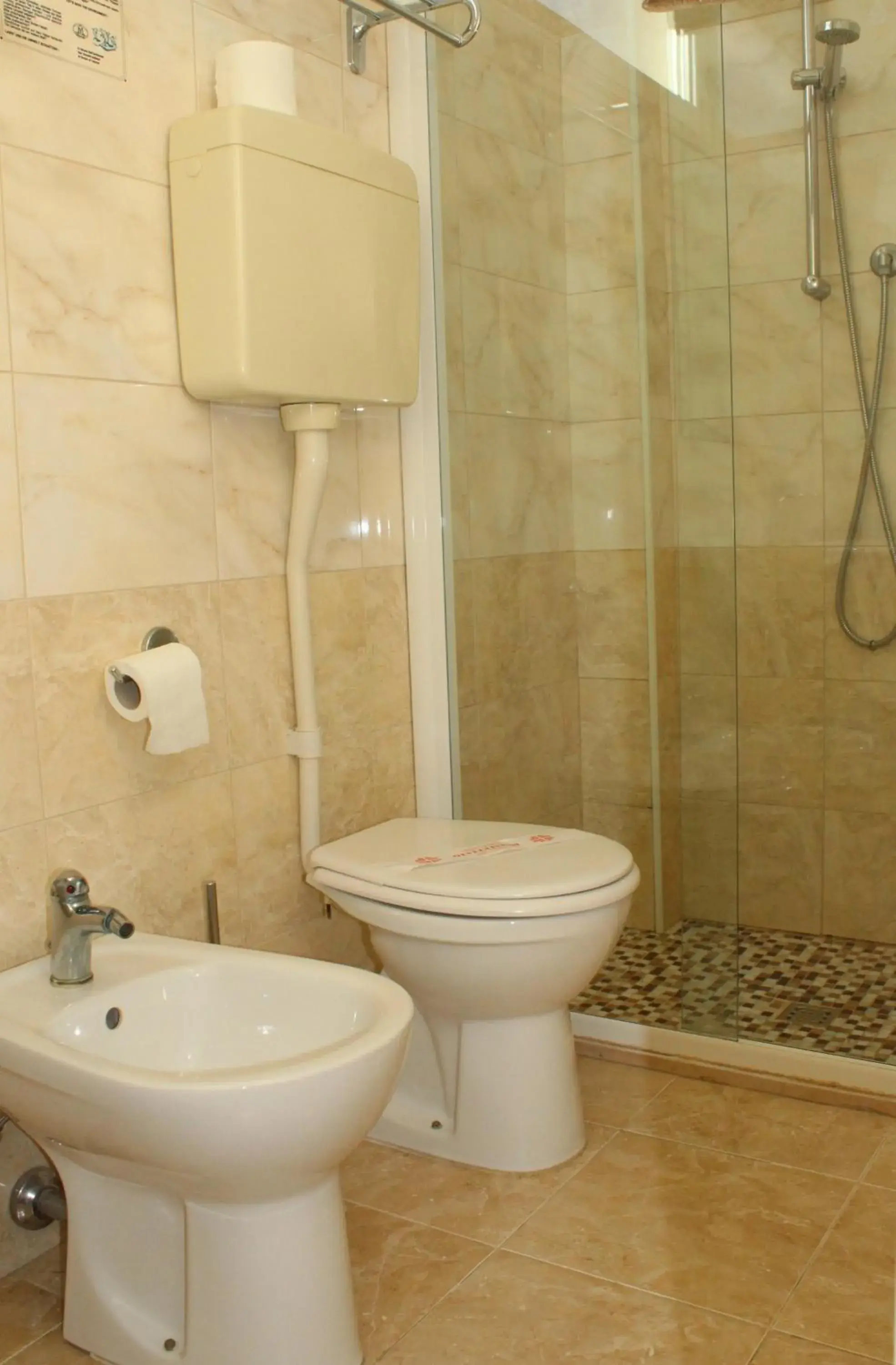 Shower, Bathroom in Hotel Morolli