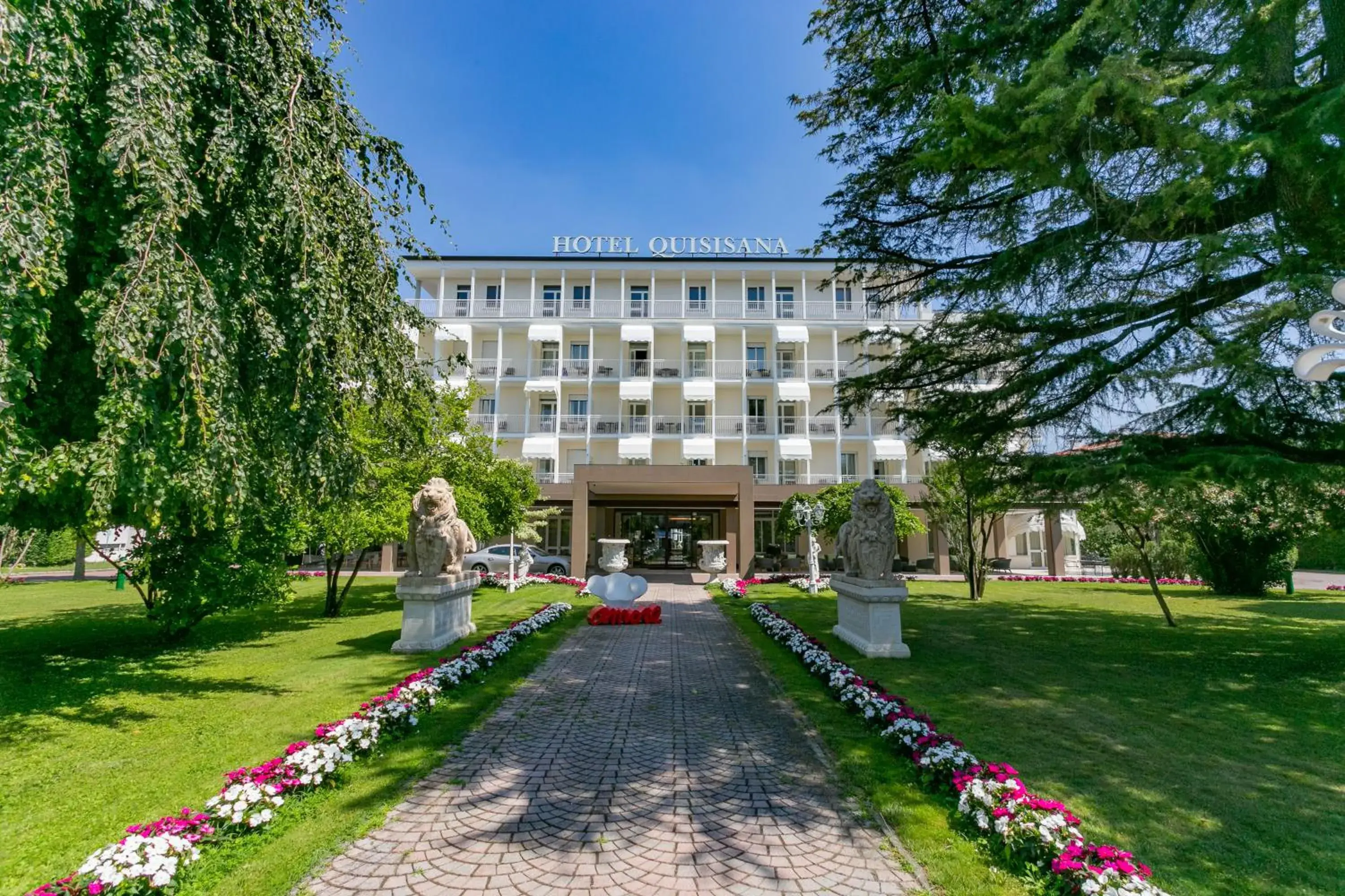 Facade/entrance in Hotel Quisisana Terme