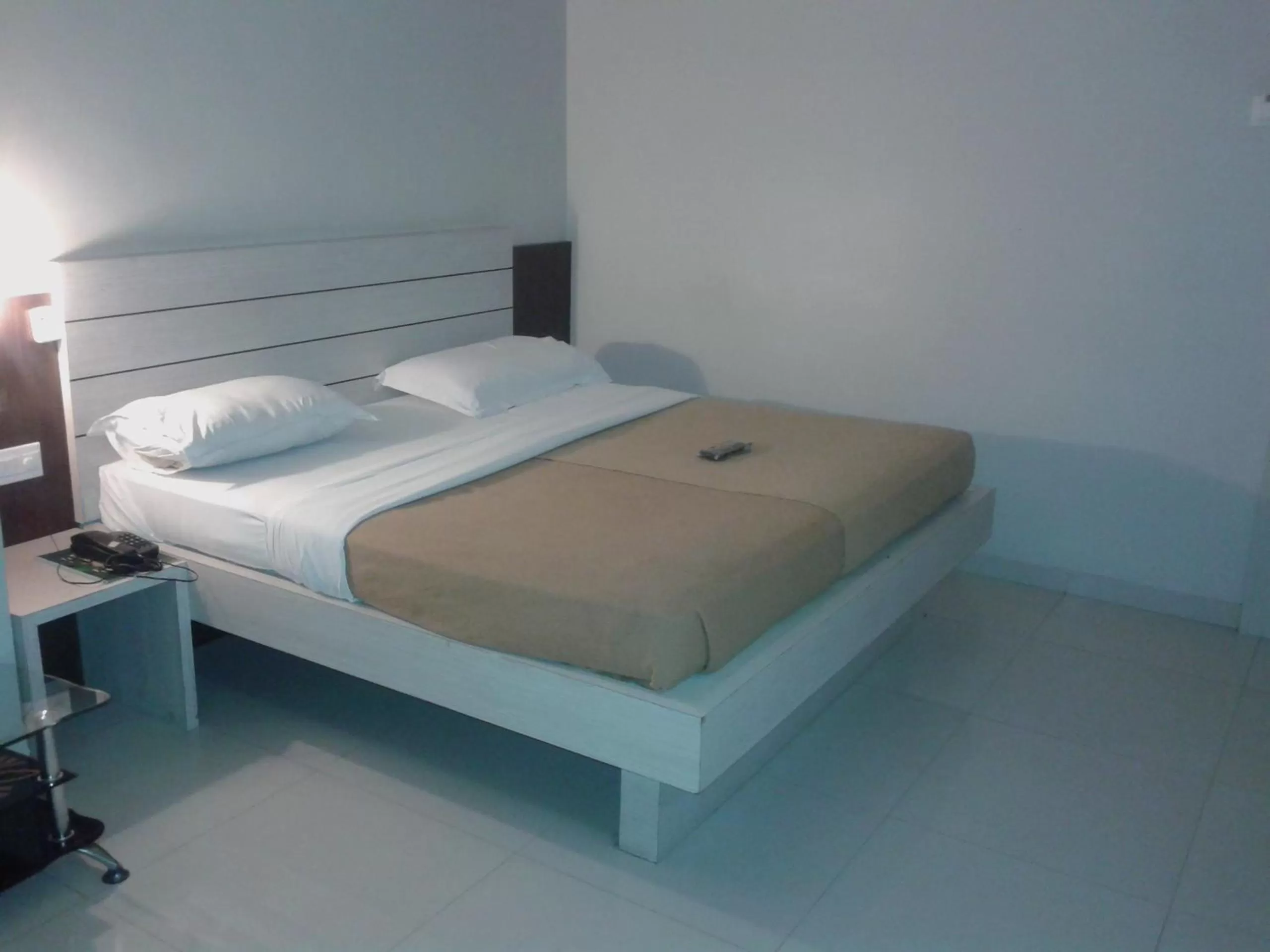 Bedroom in Hotel Sham Suman, Kolhapur- Opposite To Mahalaxmi Temple