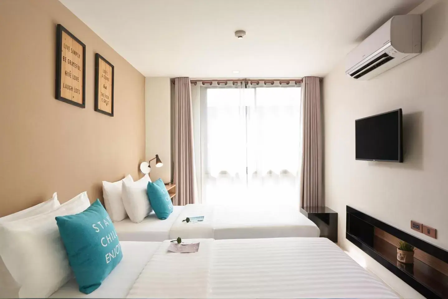 Bedroom, Bed in Cross Vibe Chiang Mai Decem Nimman Hotel - formerly X2 Vibe Chiang Mai Decem - SHA Extra Plus