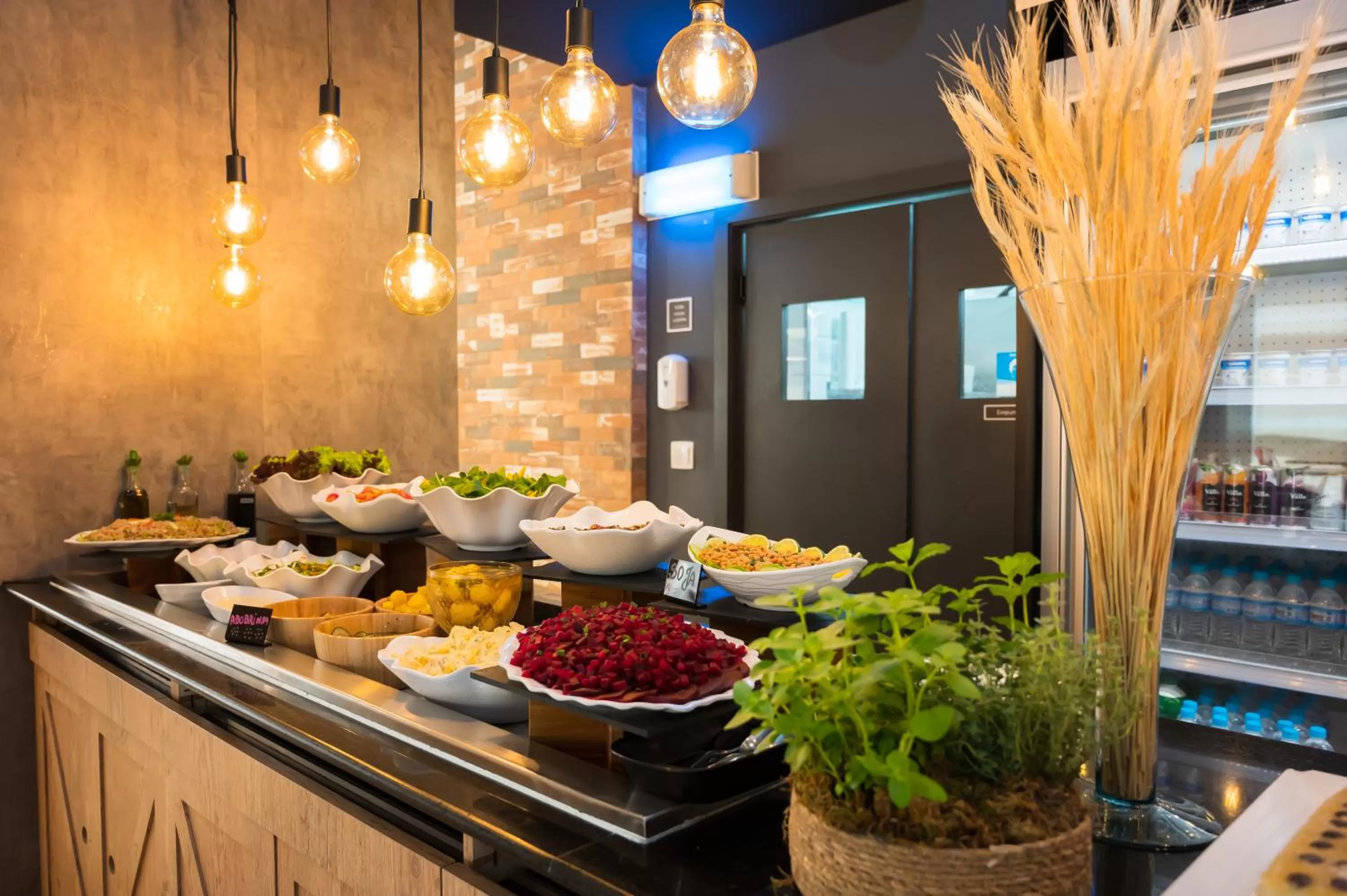 Restaurant/places to eat in ibis Ribeirao Preto Shopping