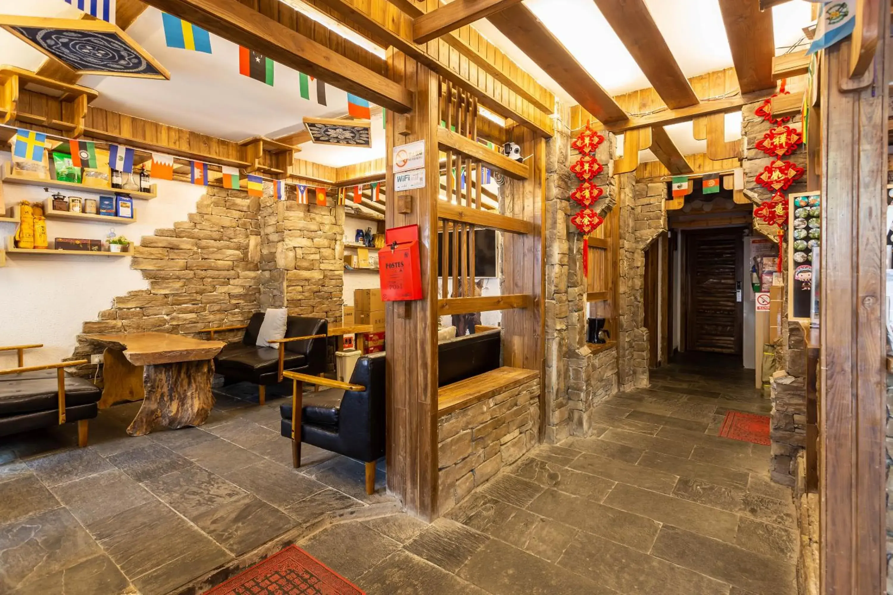 Lounge or bar in Zhangjiajie Destination Youth Hostel