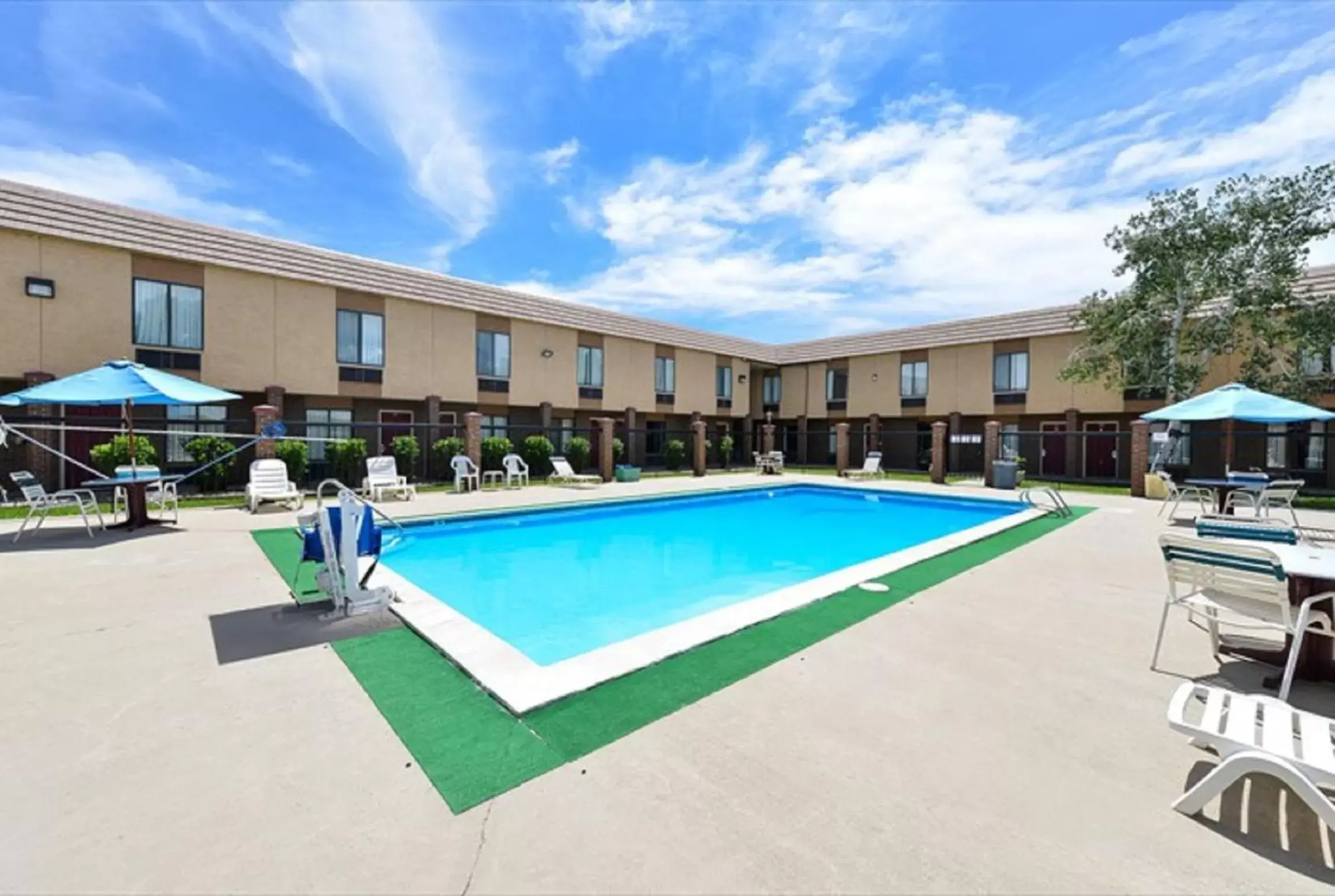 Swimming Pool in Americas Best Value Inn & Suites Ft Collins E at I-25