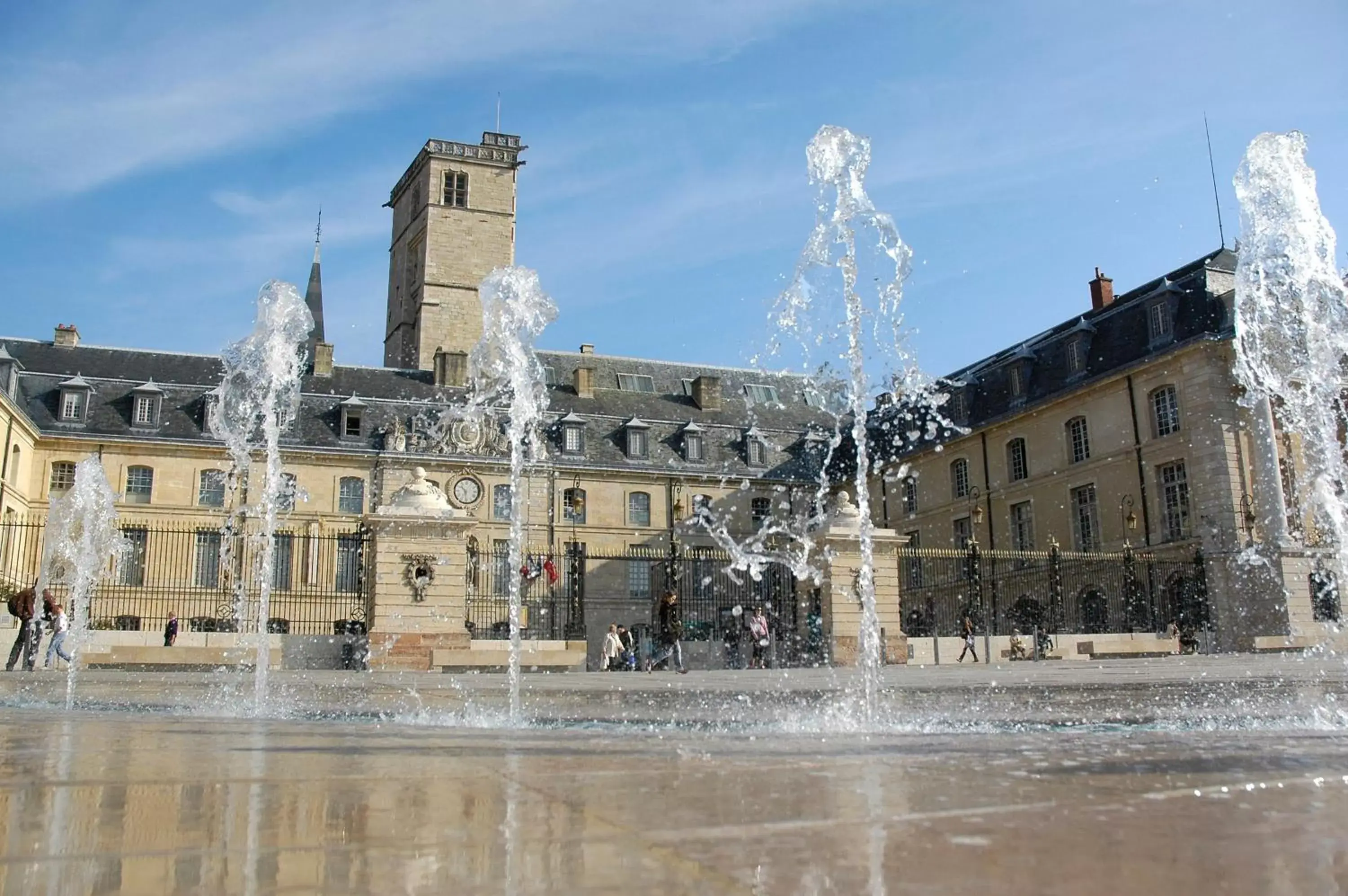 Nearby landmark in Maison Philippe Le Bon, Les Collectionneurs