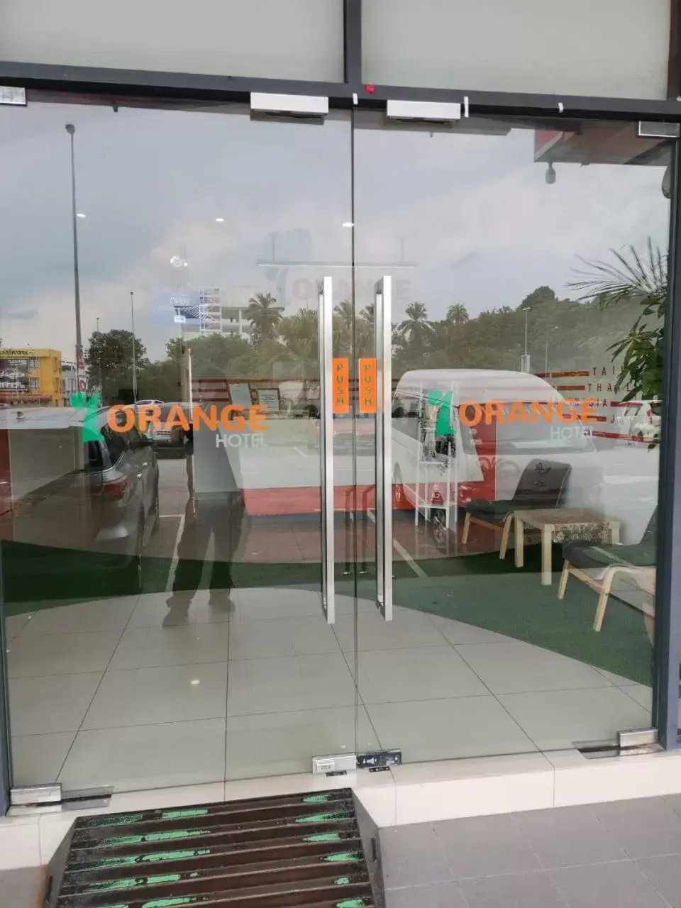 1 Orange Hotel KLIA & KLIA2