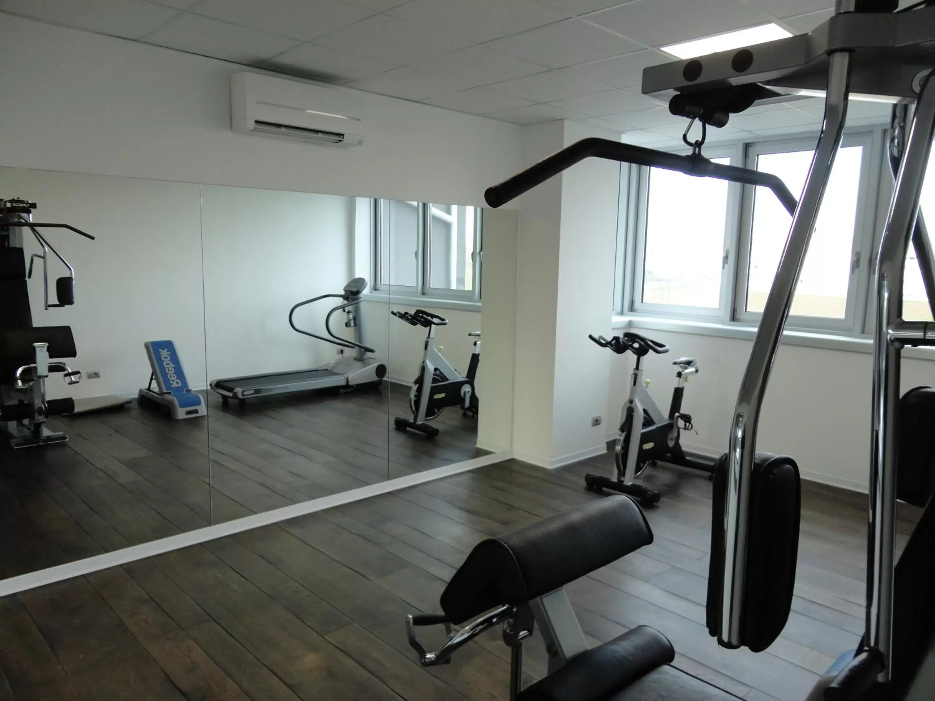 Fitness centre/facilities, Fitness Center/Facilities in Cosmopolitan Hotel