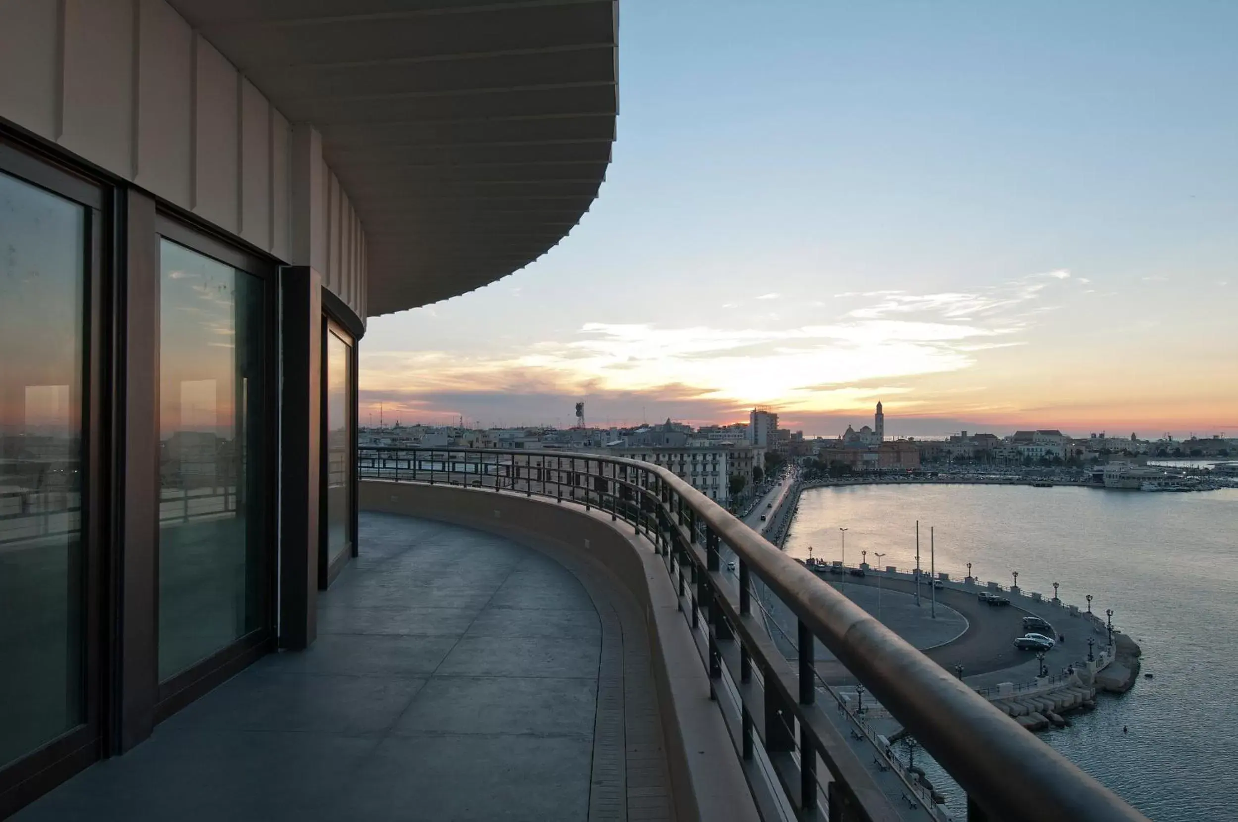 View (from property/room), Sunrise/Sunset in iH Grande Albergo Delle Nazioni