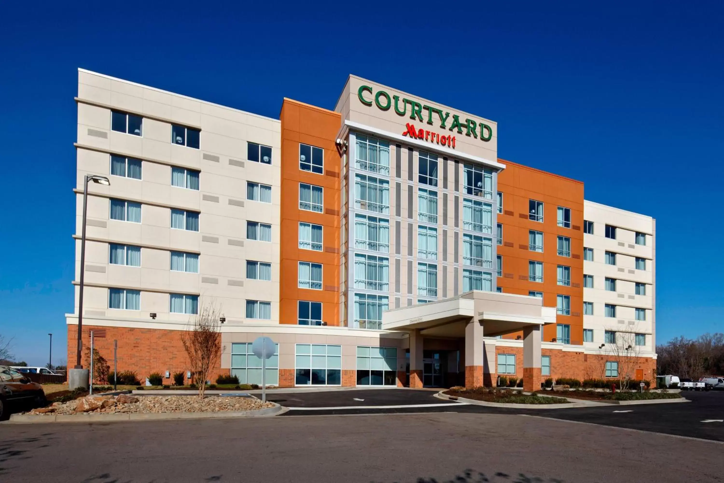 Property Building in Courtyard by Marriott Knoxville West/Bearden