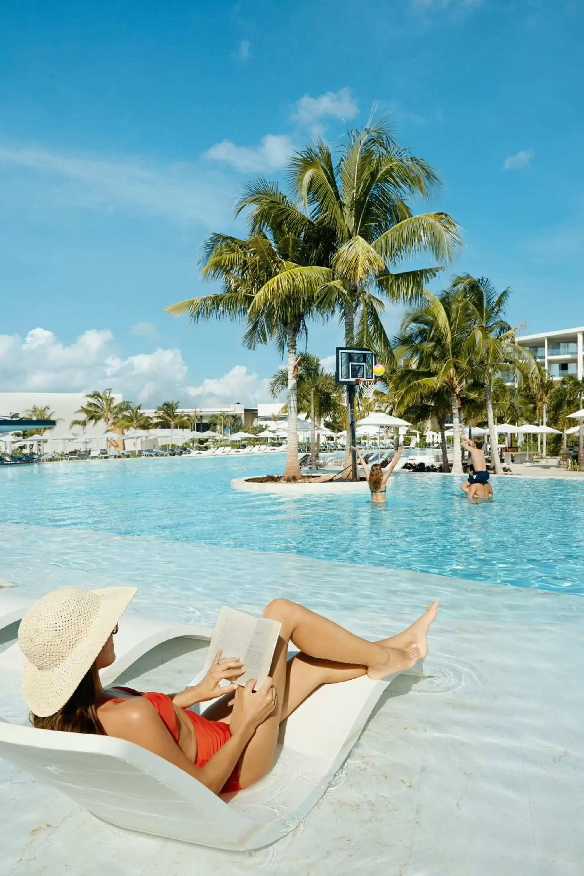 Swimming Pool in Grand Palladium Costa Mujeres Resort & Spa - All Inclusive