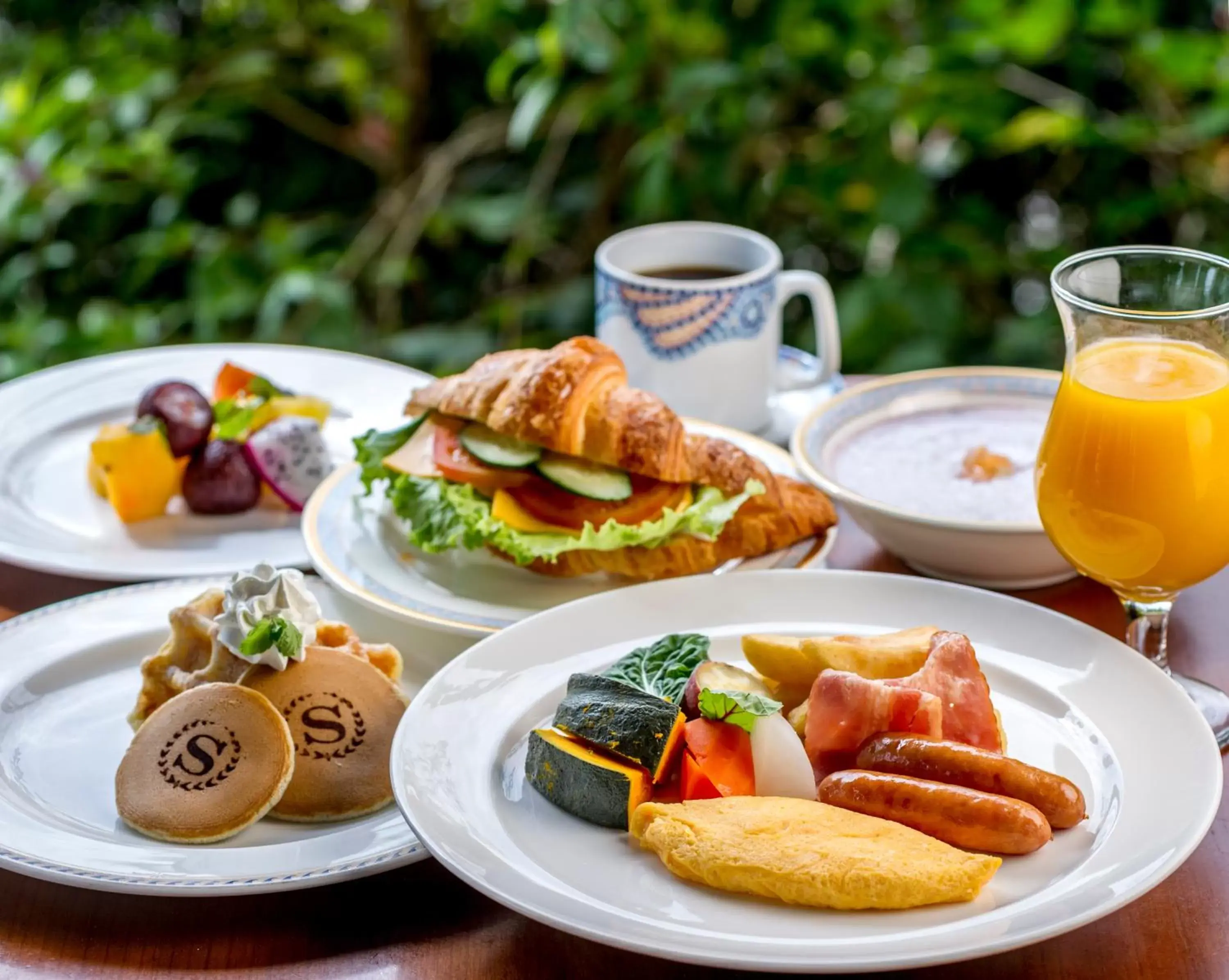 Buffet breakfast, Food in Sheraton Grande Ocean Resort