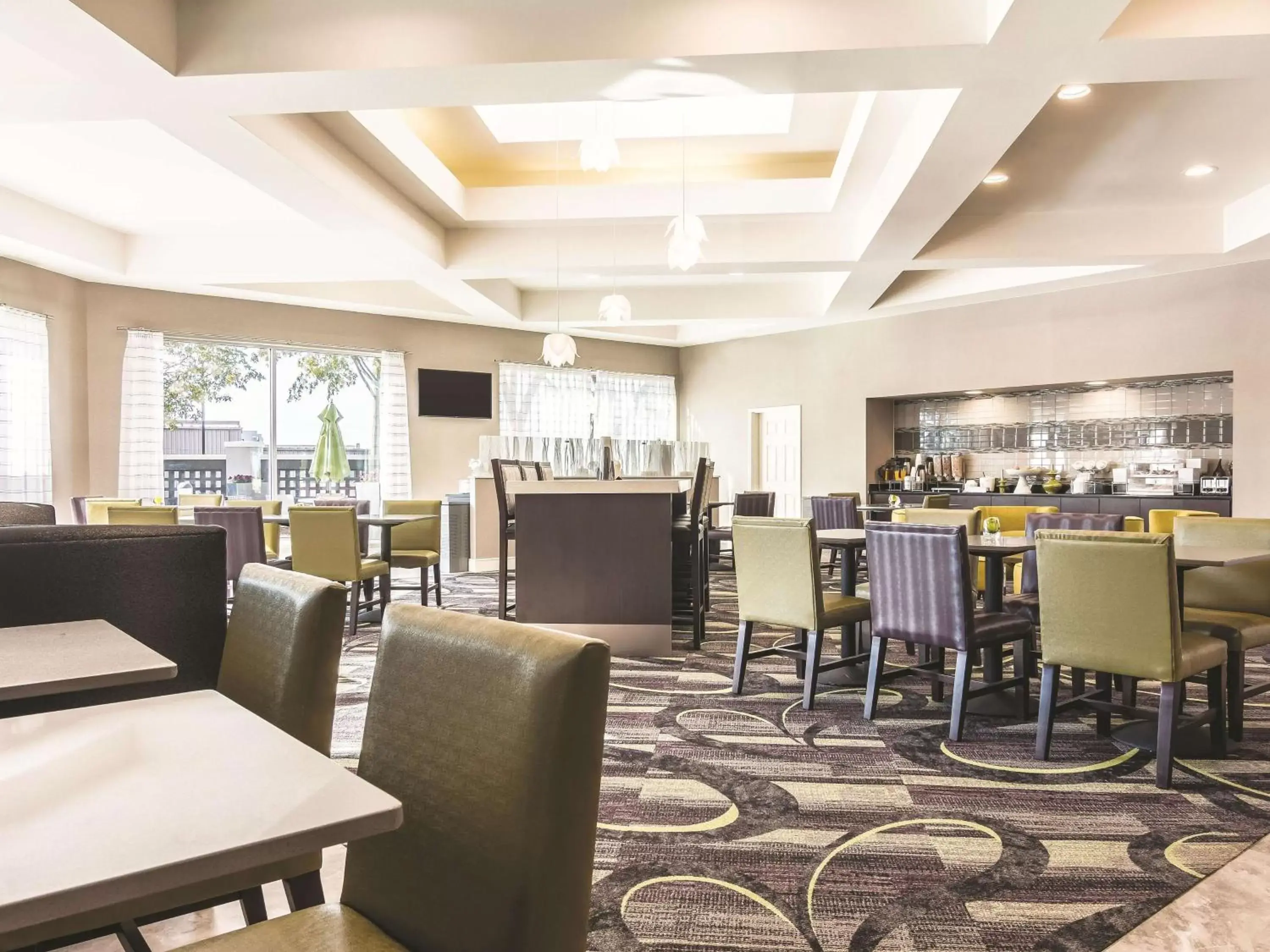 Restaurant/Places to Eat in La Quinta by Wyndham Shreveport Airport
