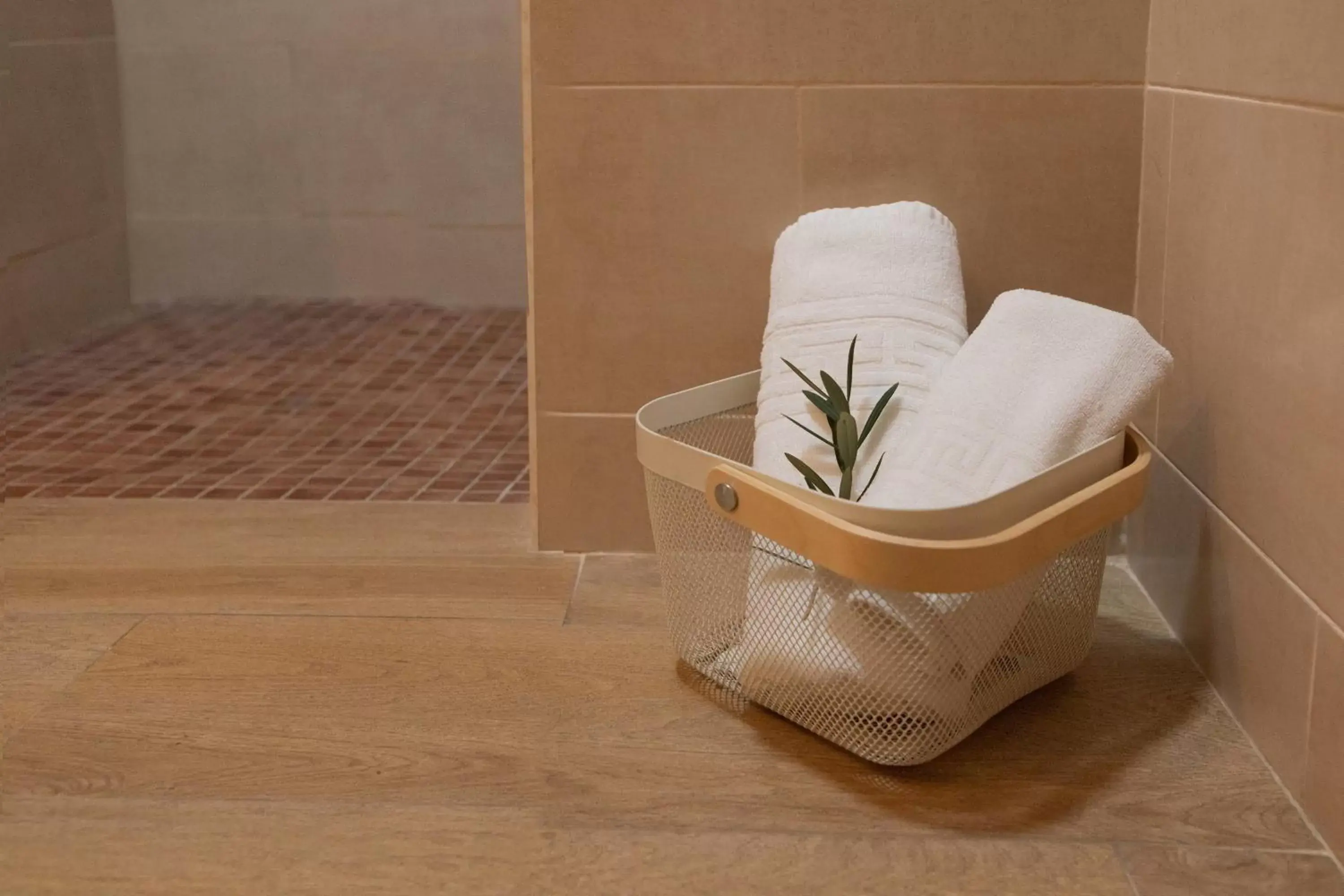 Bathroom, Spa/Wellness in Hotel Roger de Flor by Seleqtta