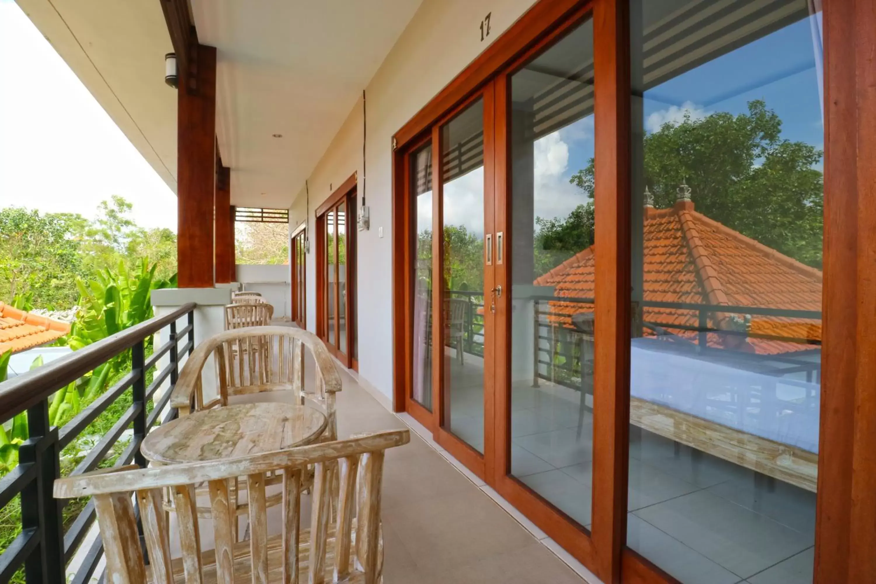 Seating area, Balcony/Terrace in Avisara Villa & Suite