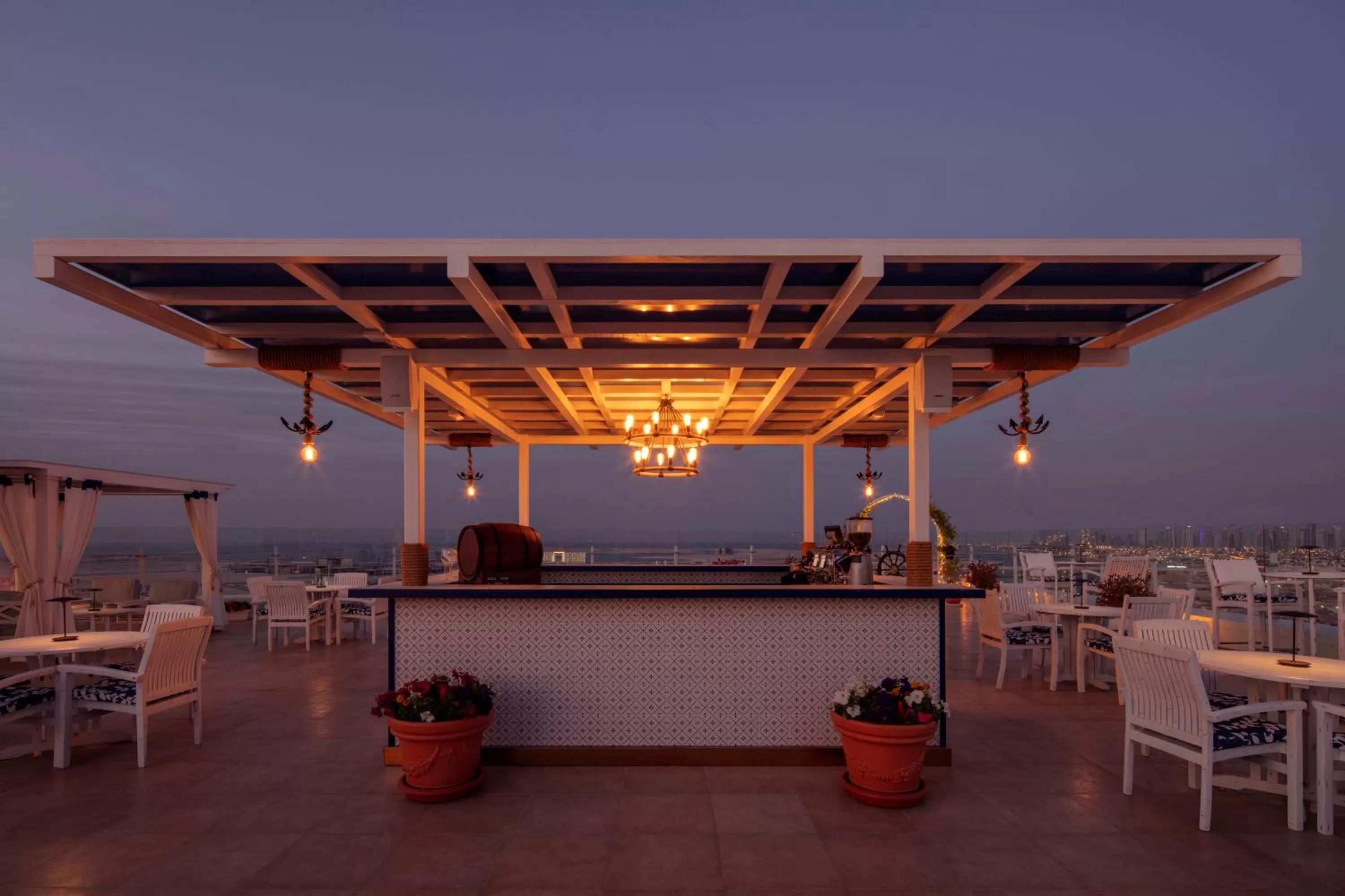 Restaurant/places to eat in Hyatt Regency Dubai - Corniche