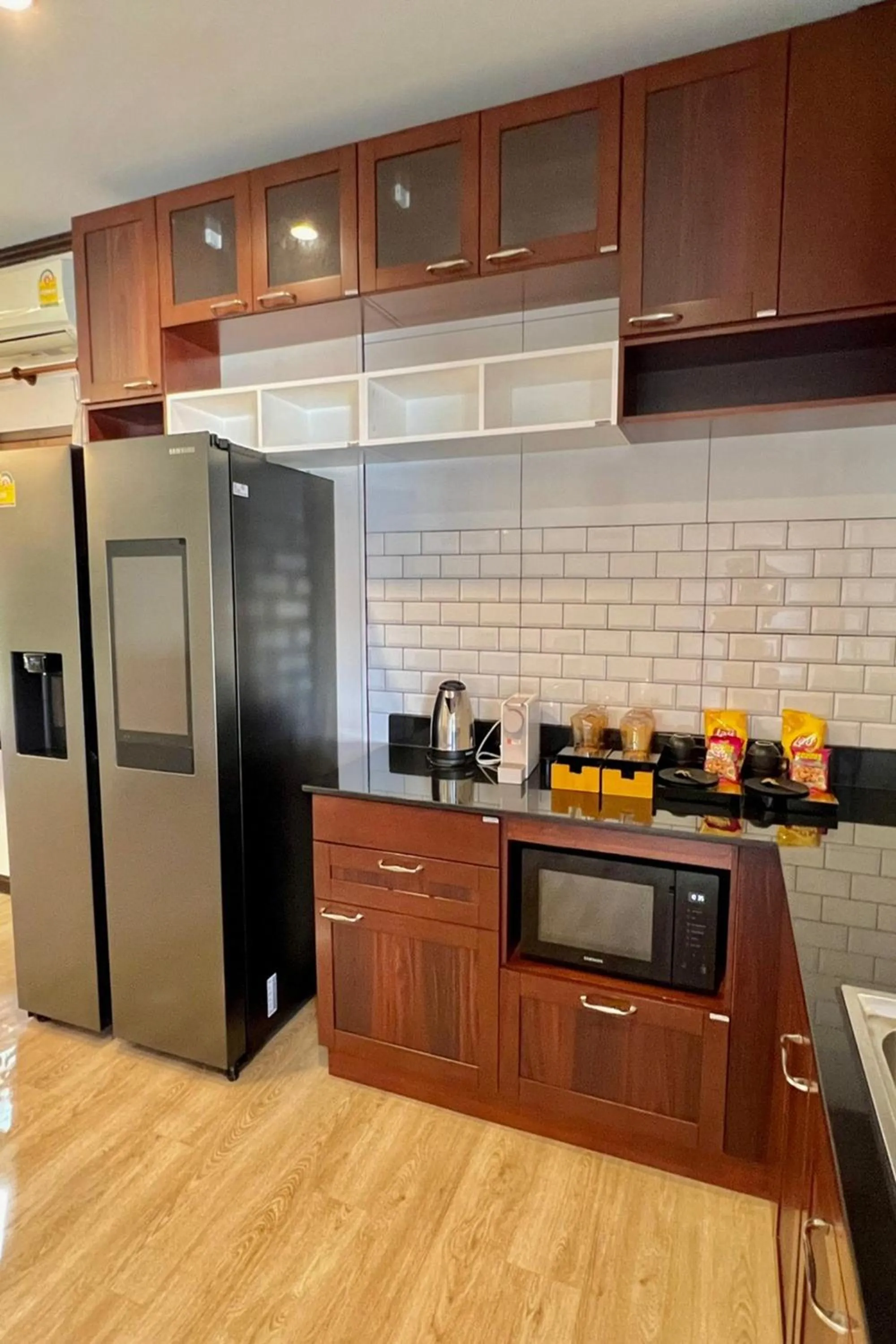 Kitchen or kitchenette in Na Mantra Resort