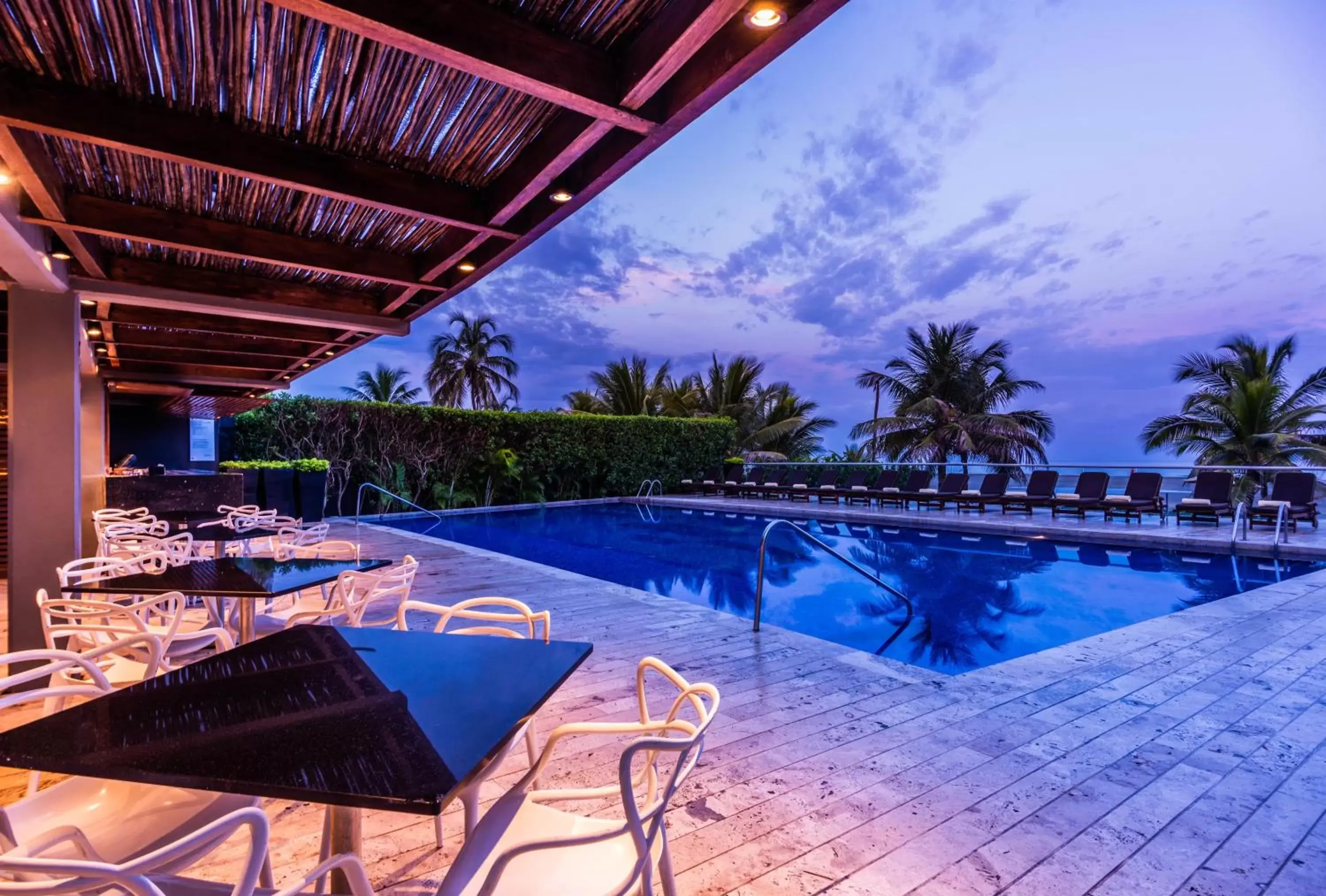 Swimming Pool in Holiday Inn Cartagena Morros, an IHG Hotel