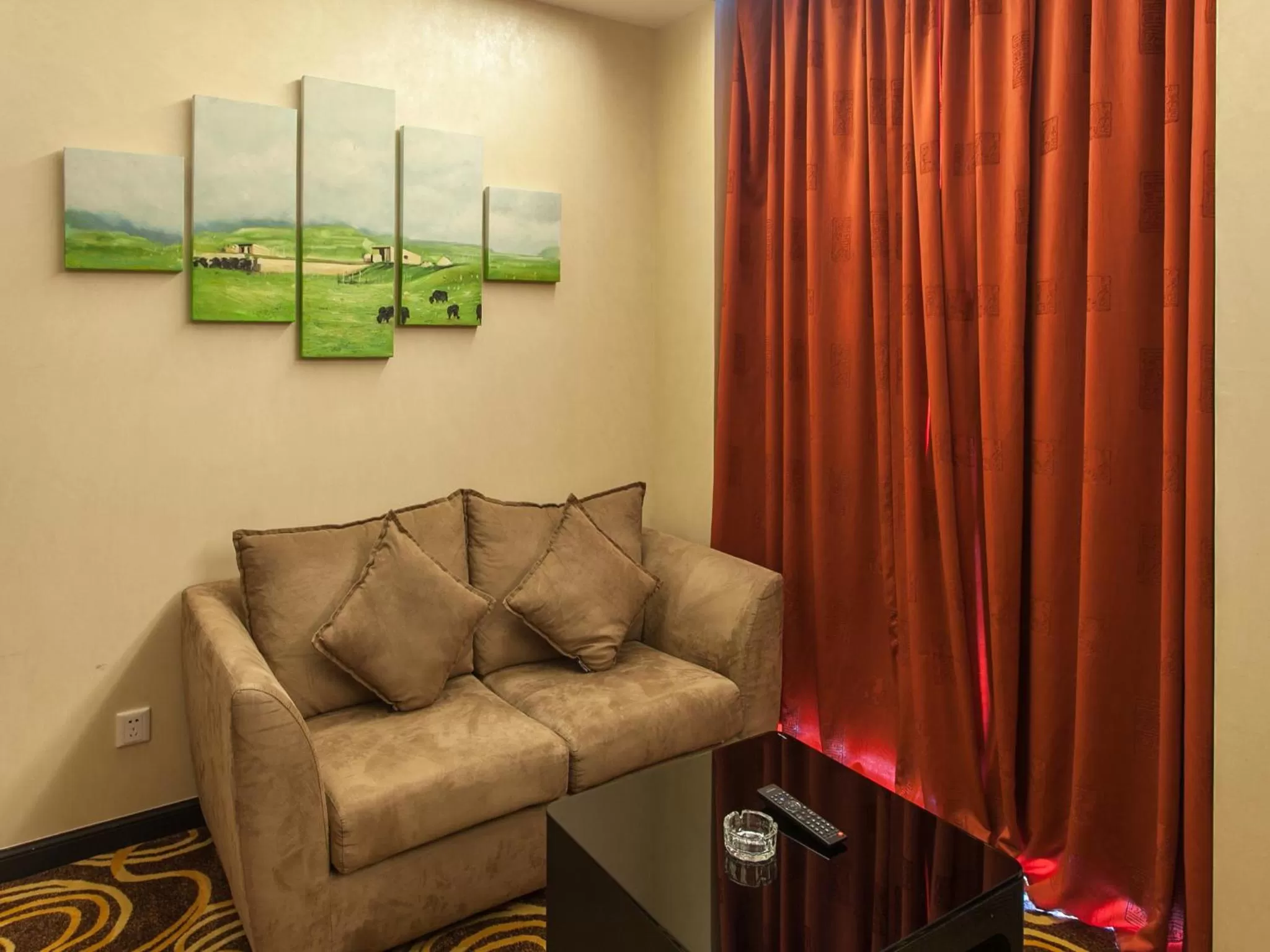 Seating area in Hua Shi Hotel