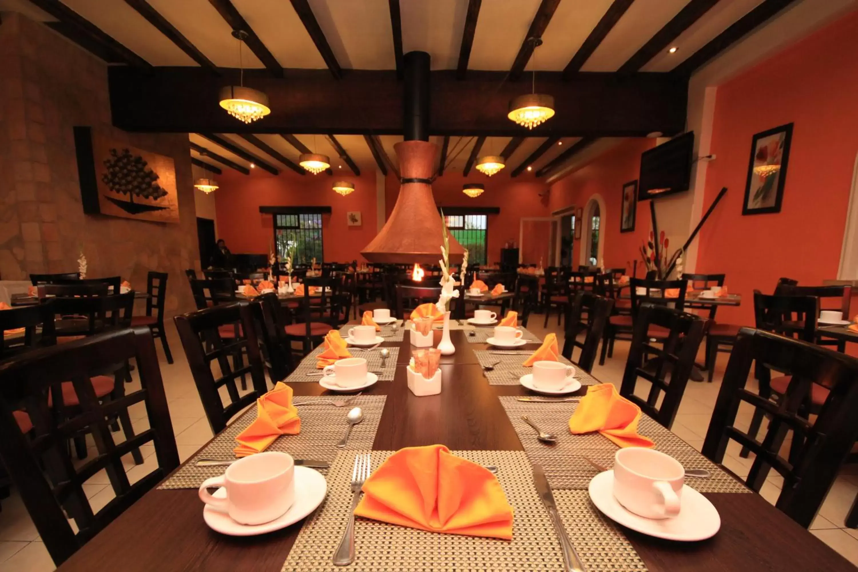 Restaurant/Places to Eat in Hoteles Villa Mercedes San Cristobal