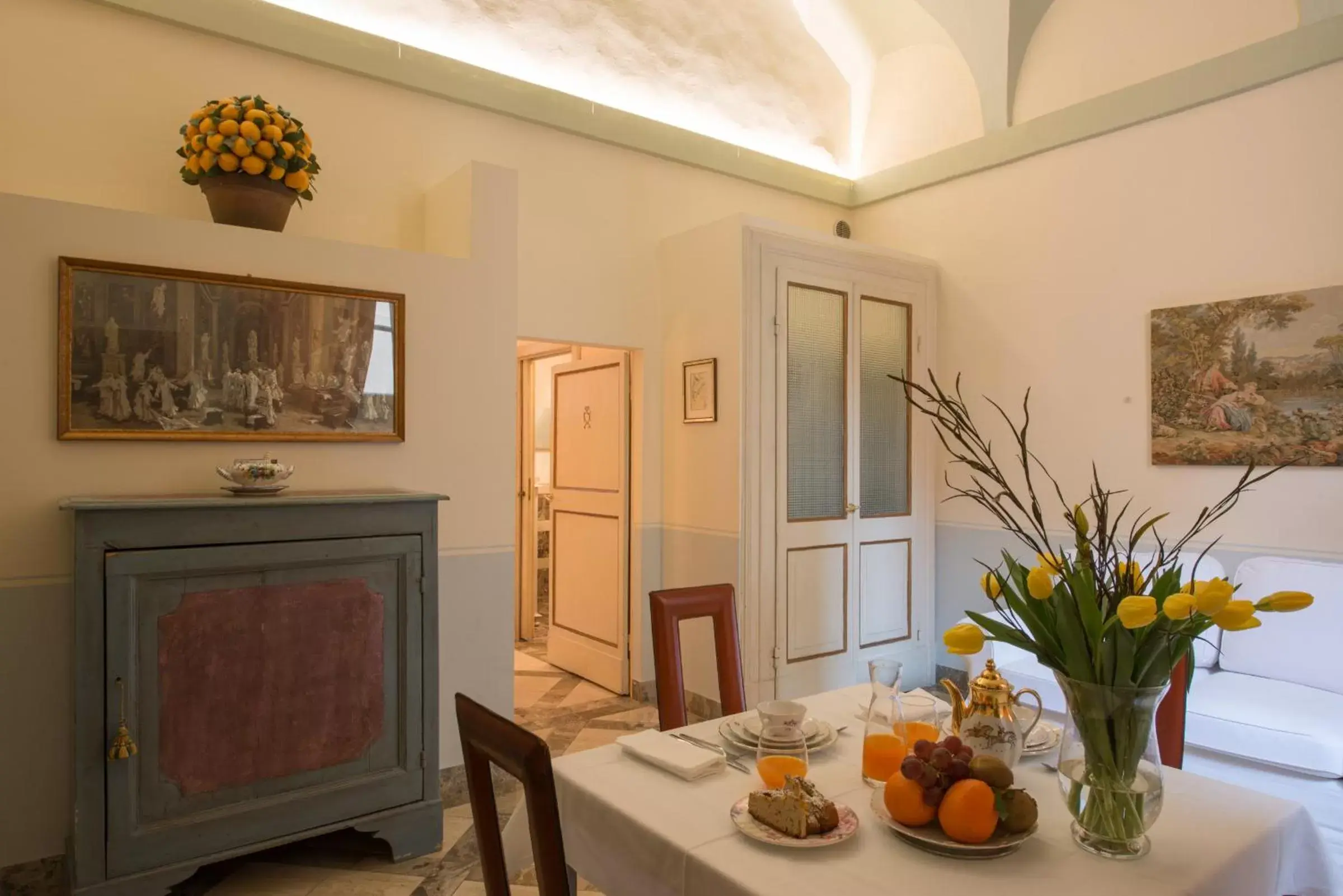 Living room, Dining Area in Palazzo Rotati