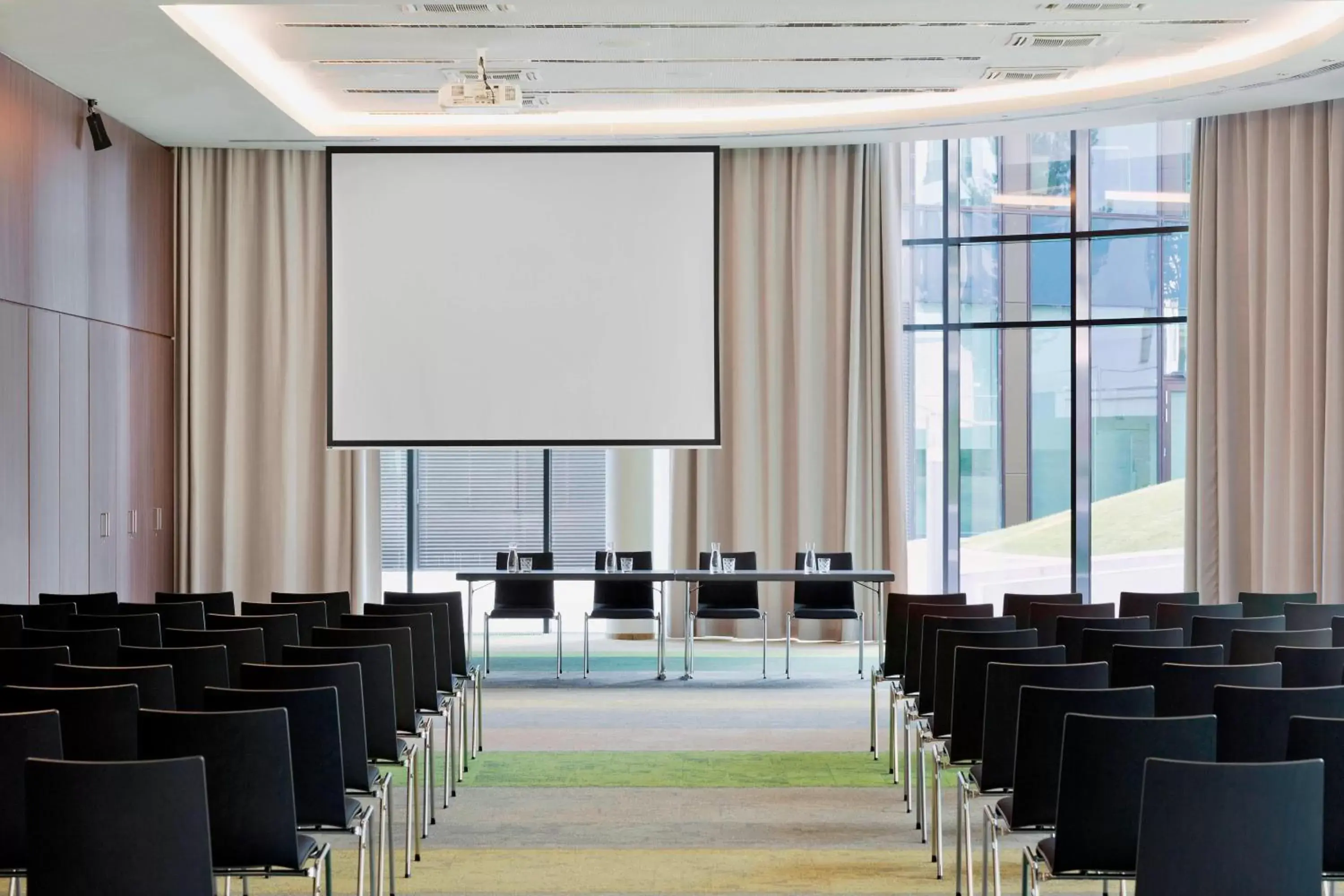 Meeting/conference room, Business Area/Conference Room in Courtyard by Marriott Vienna Prater/Messe