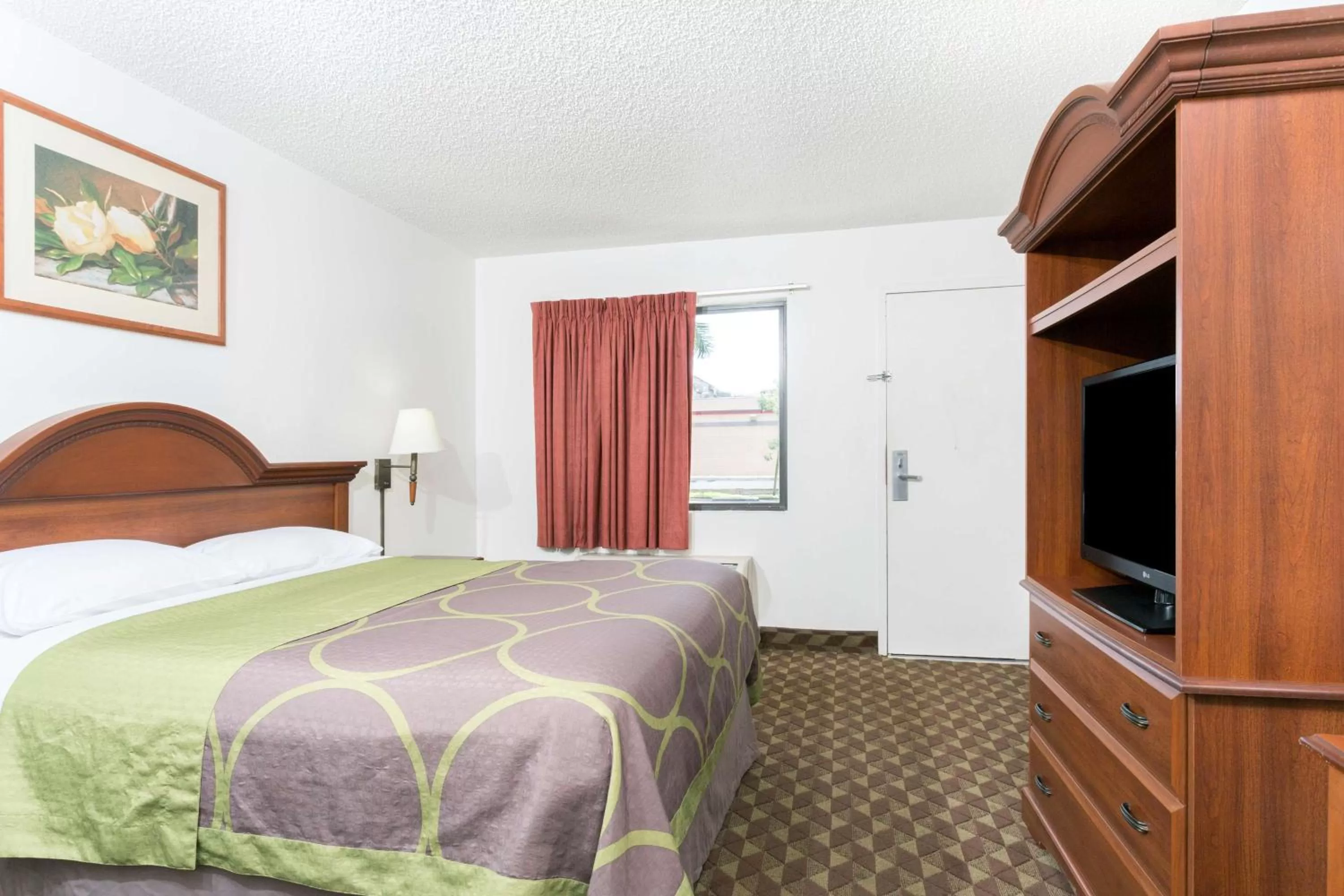 King Room- Non-Smoking in Super 8 by Wyndham Riviera Beach West Palm Beach