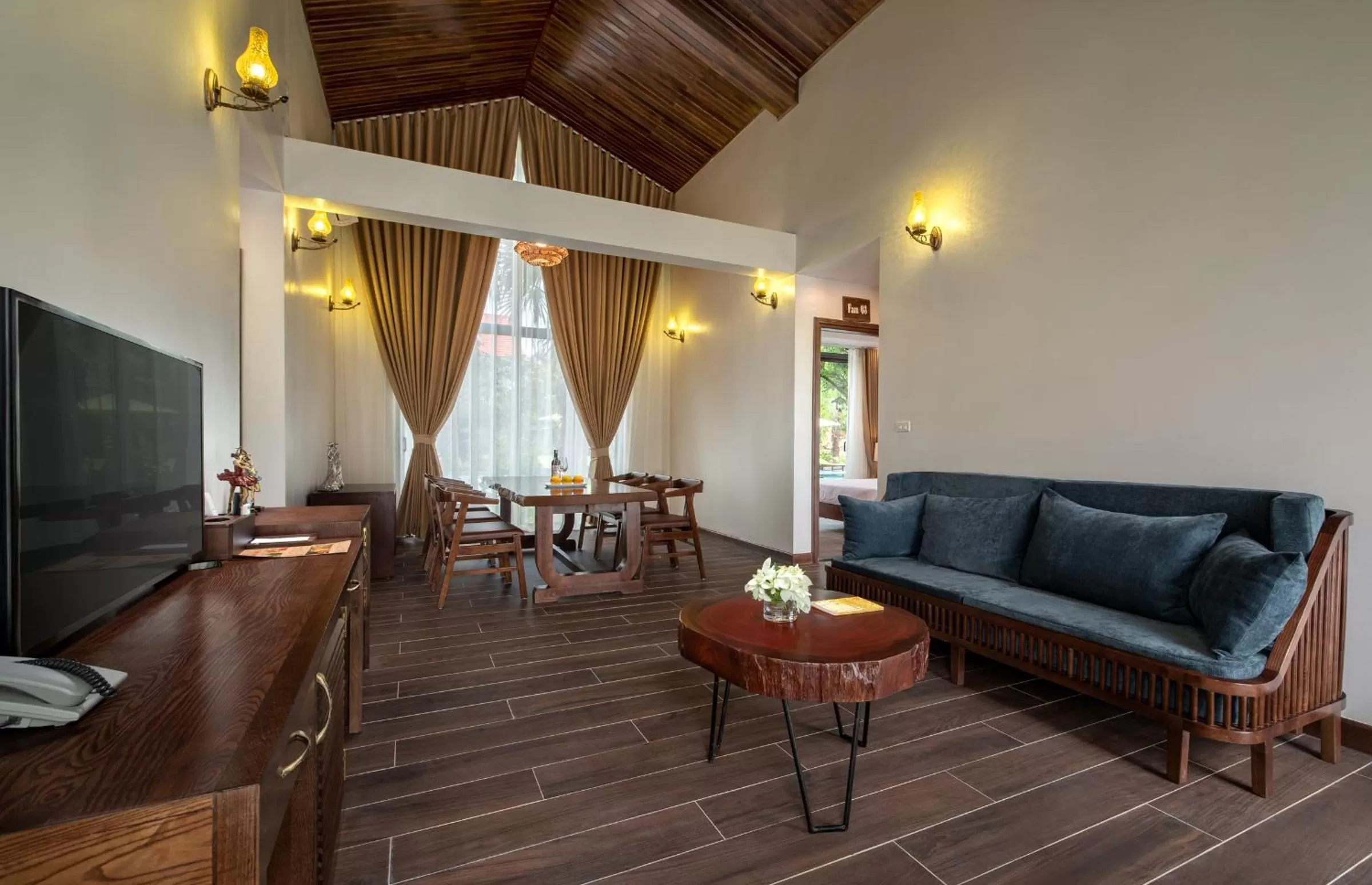 Living room in Bai Dinh Riverside Resort & Spa