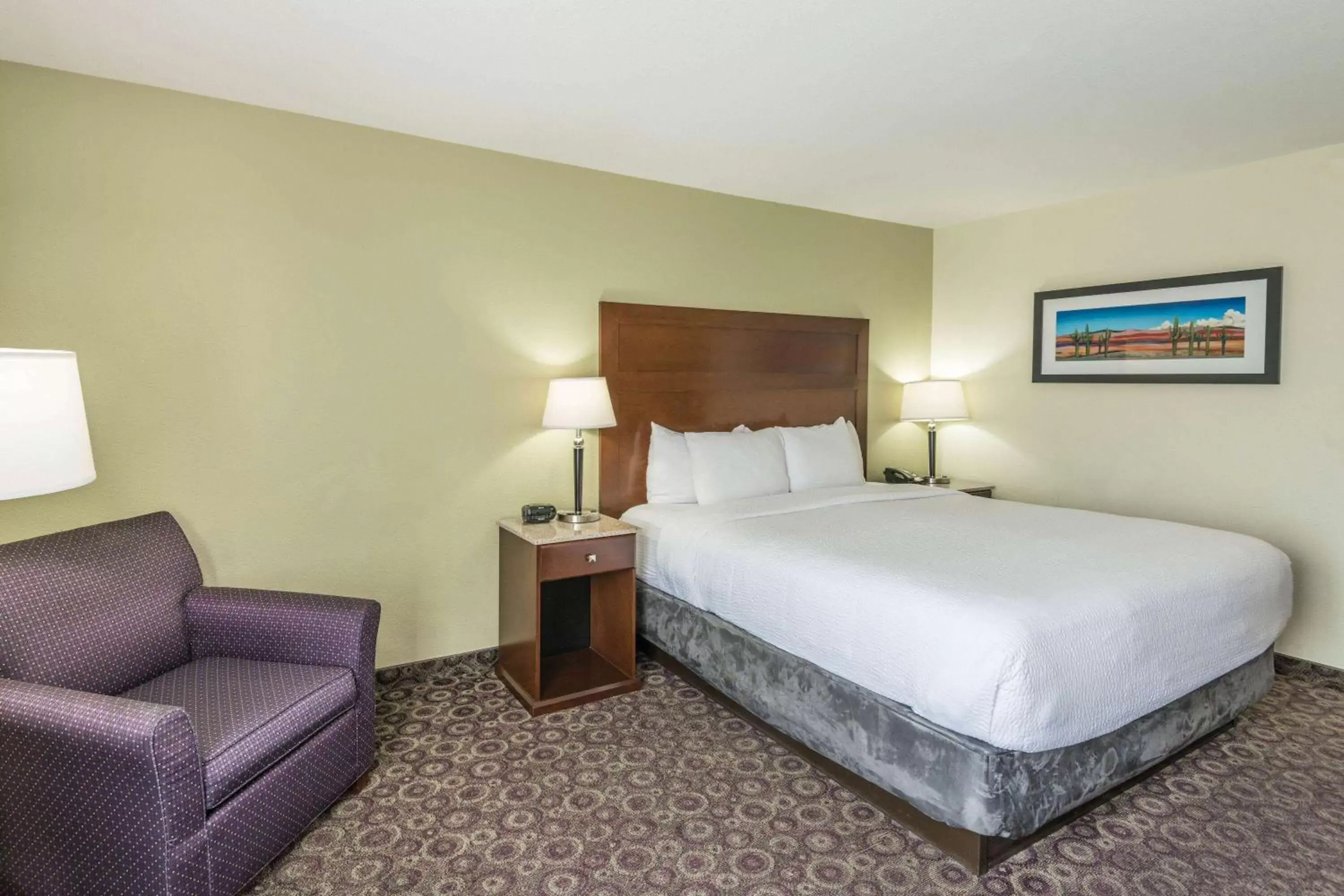 Photo of the whole room, Bed in La Quinta by Wyndham Las Vegas Airport South