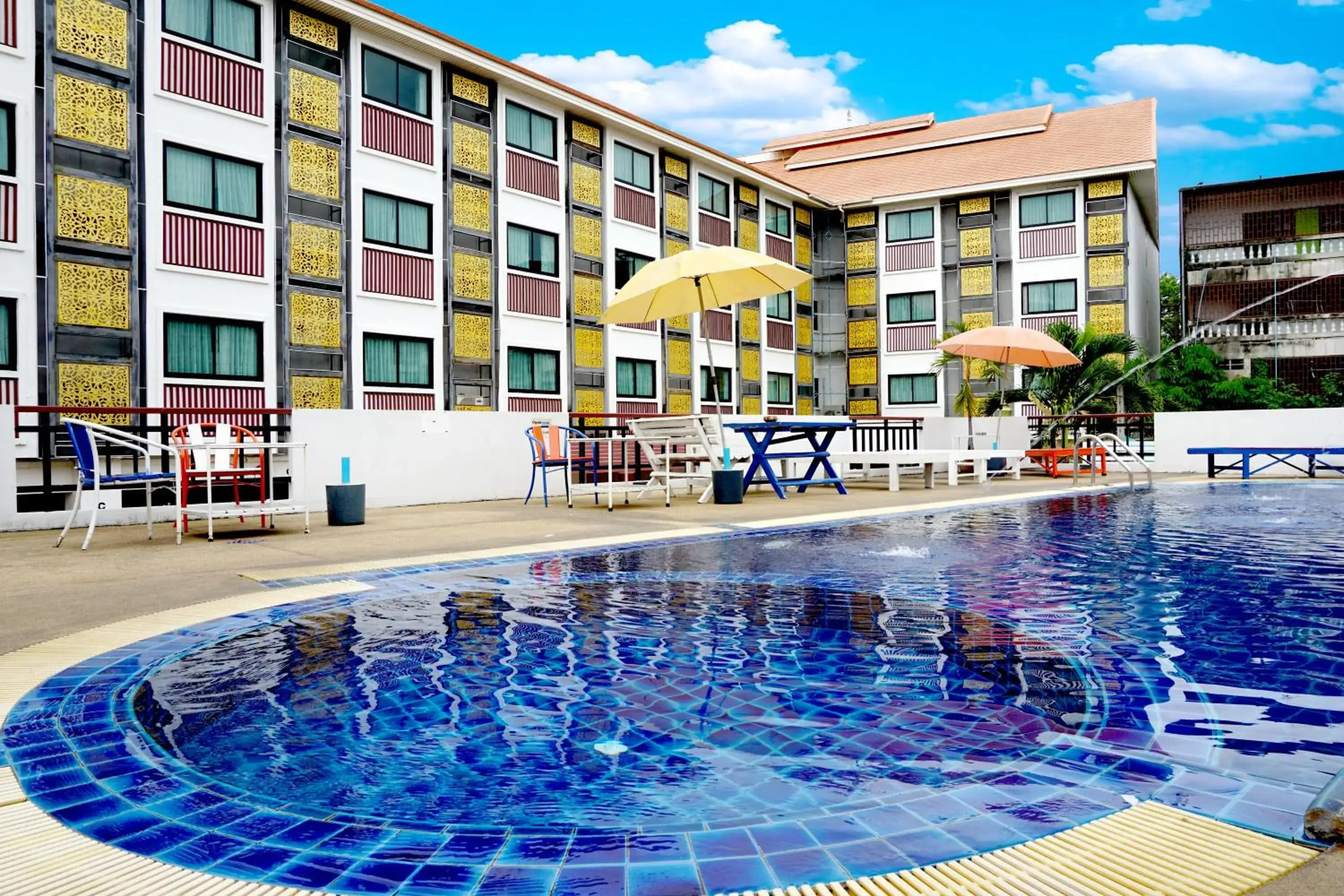 Property building, Swimming Pool in Wangburapa Grand Hotel