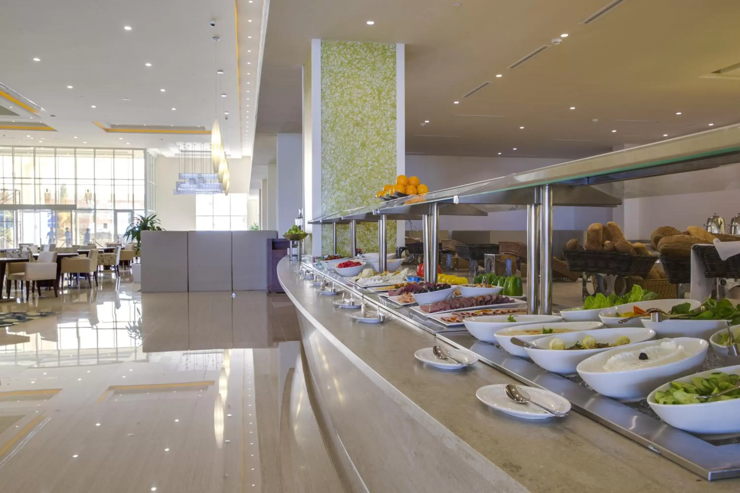 Restaurant/Places to Eat in Radisson Blu Resort Jizan