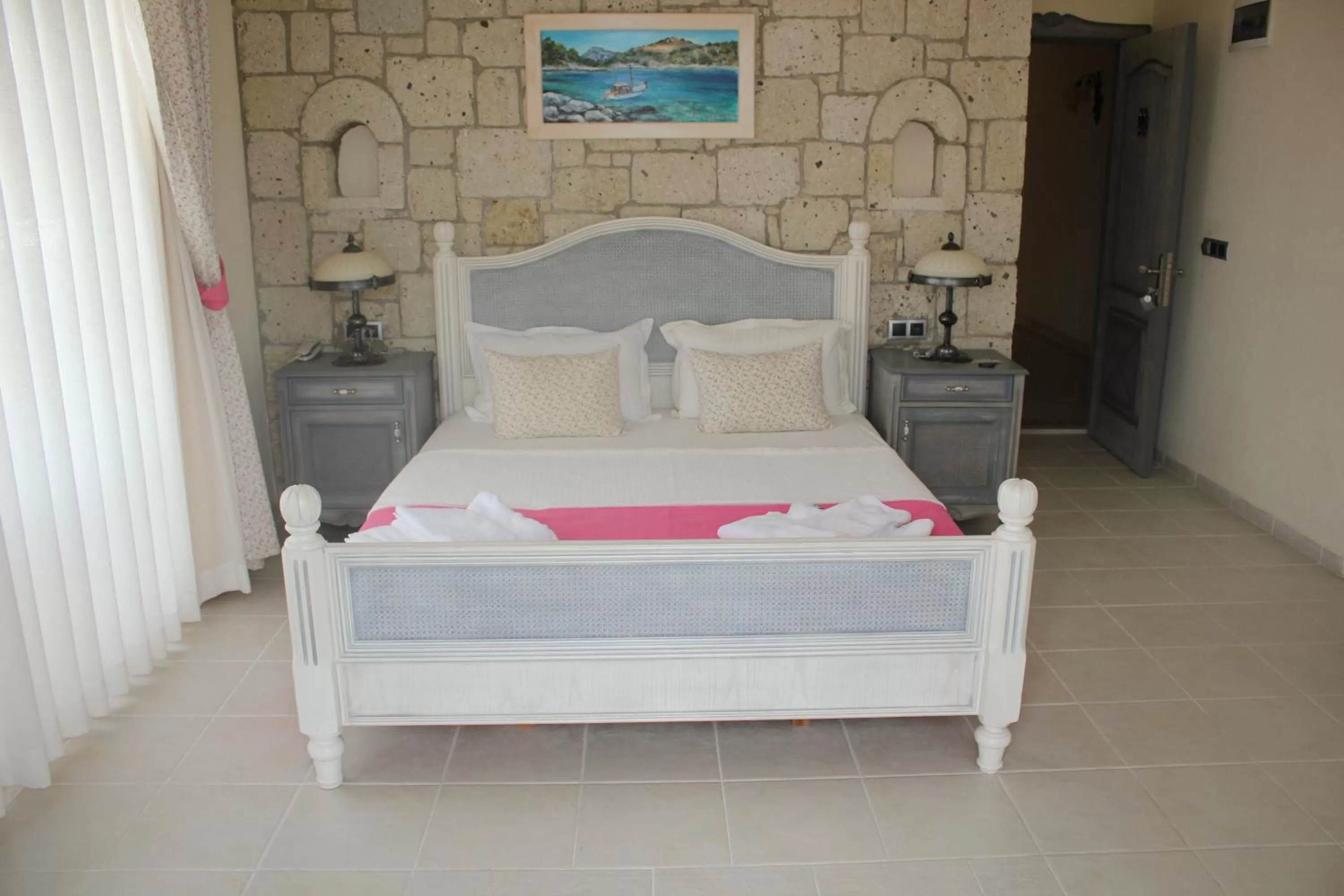 Bedroom, Bed in Dolina Hotel