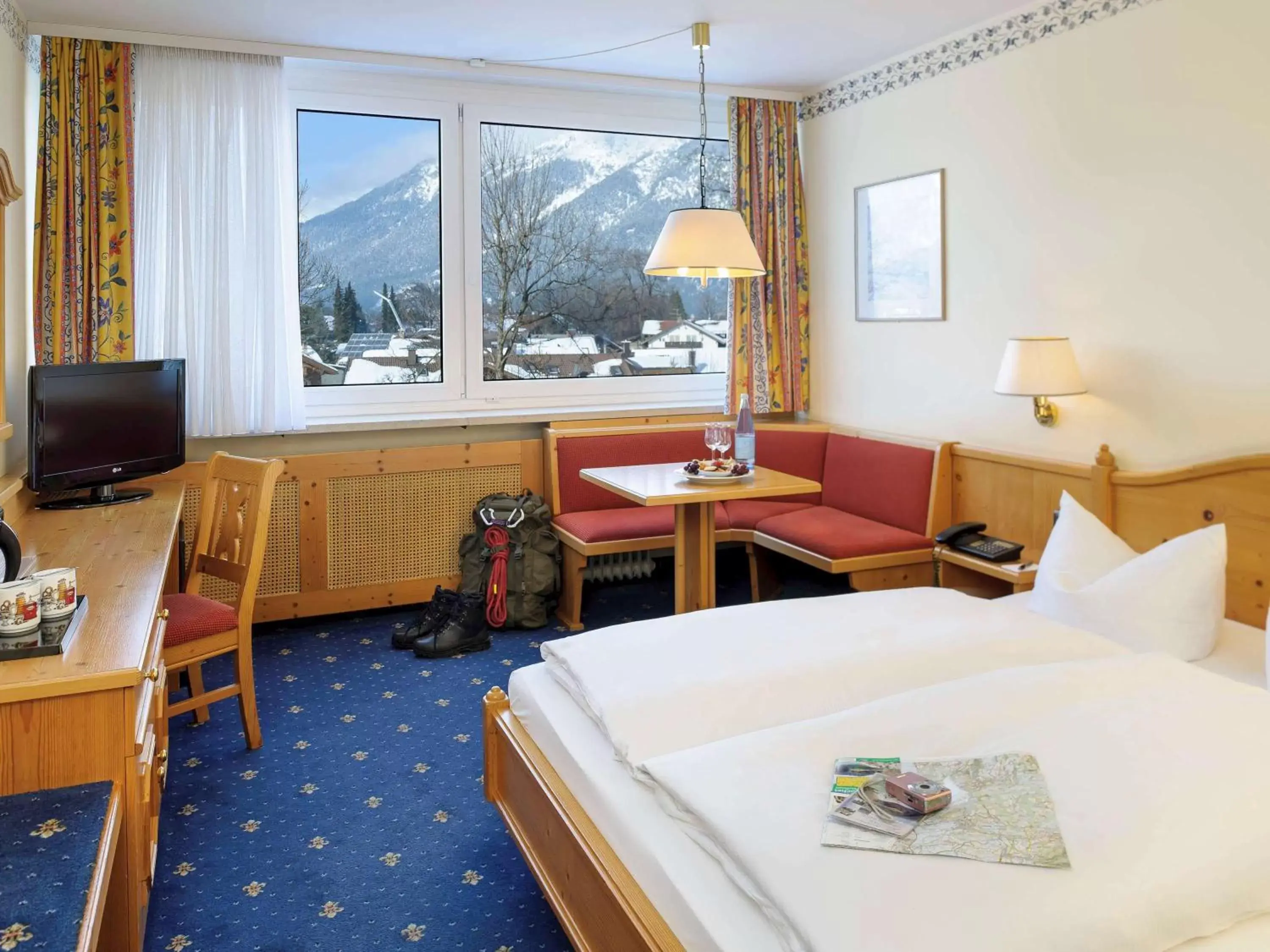 Photo of the whole room in Mercure Hotel Garmisch Partenkirchen