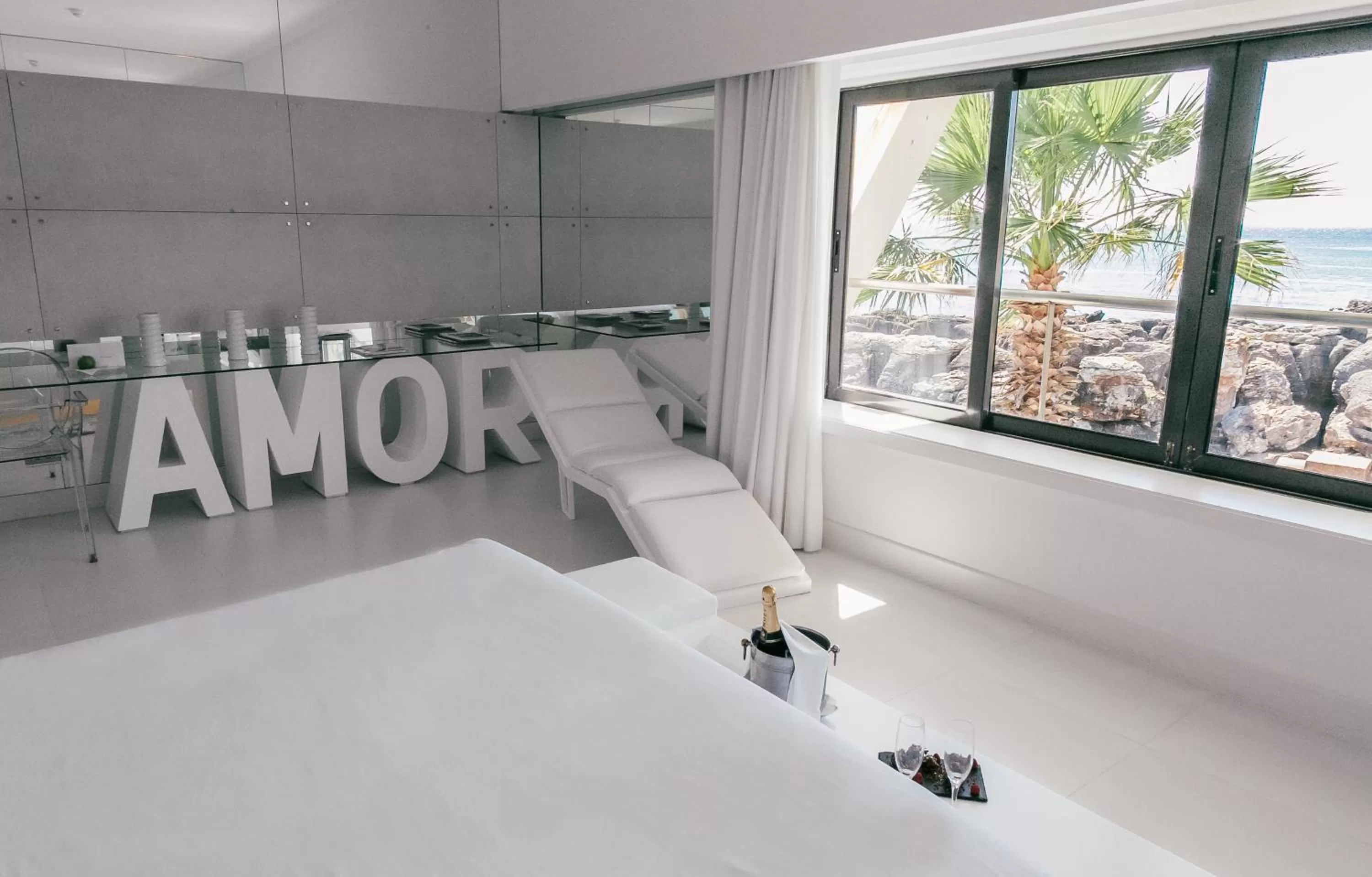 Bedroom in Farol Hotel