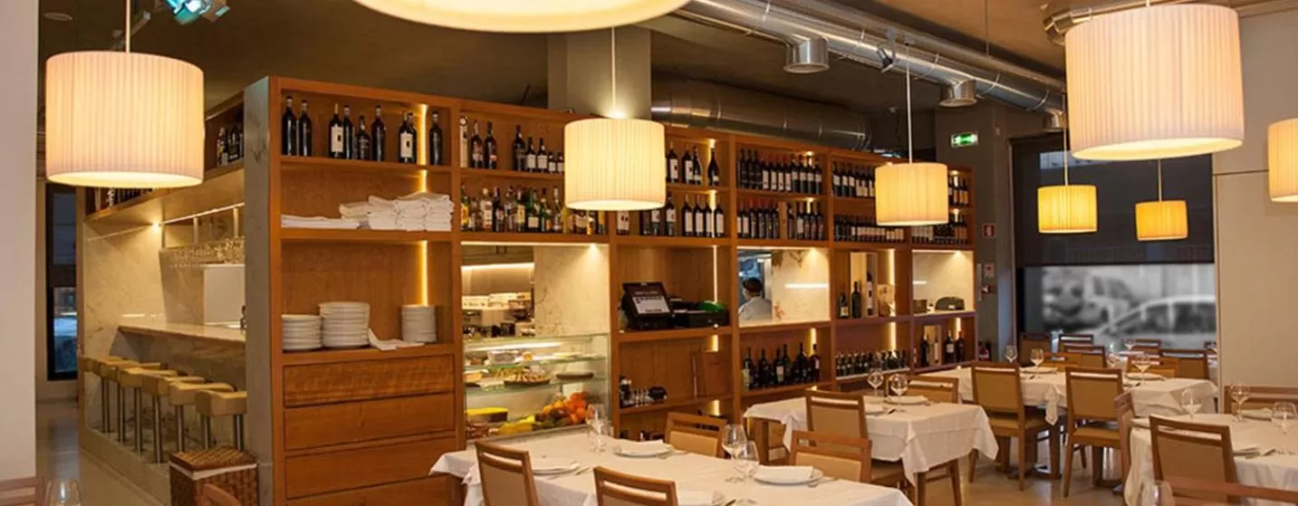 Restaurant/places to eat in O Valentim