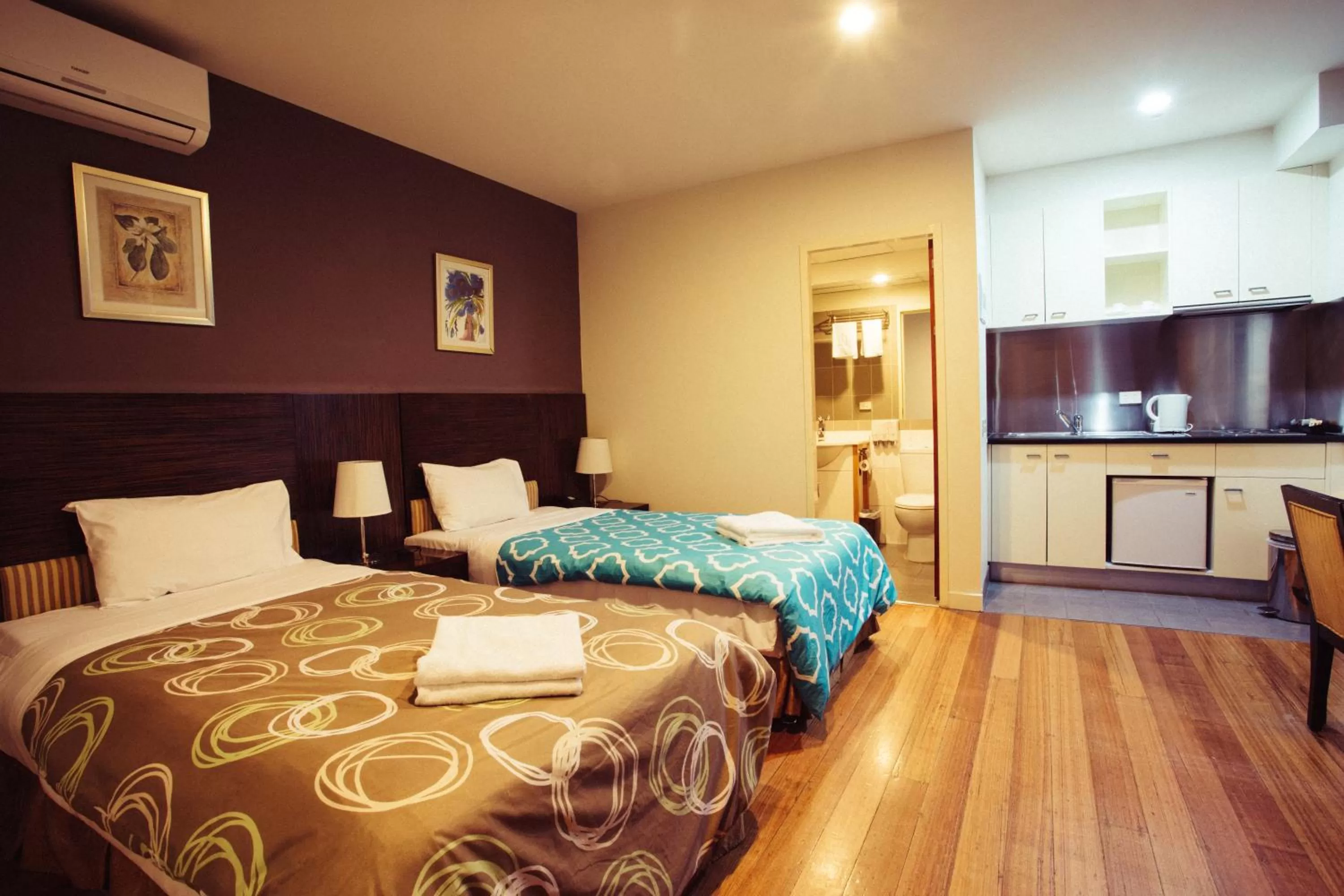 Photo of the whole room, Bed in YTI Garden Hotel