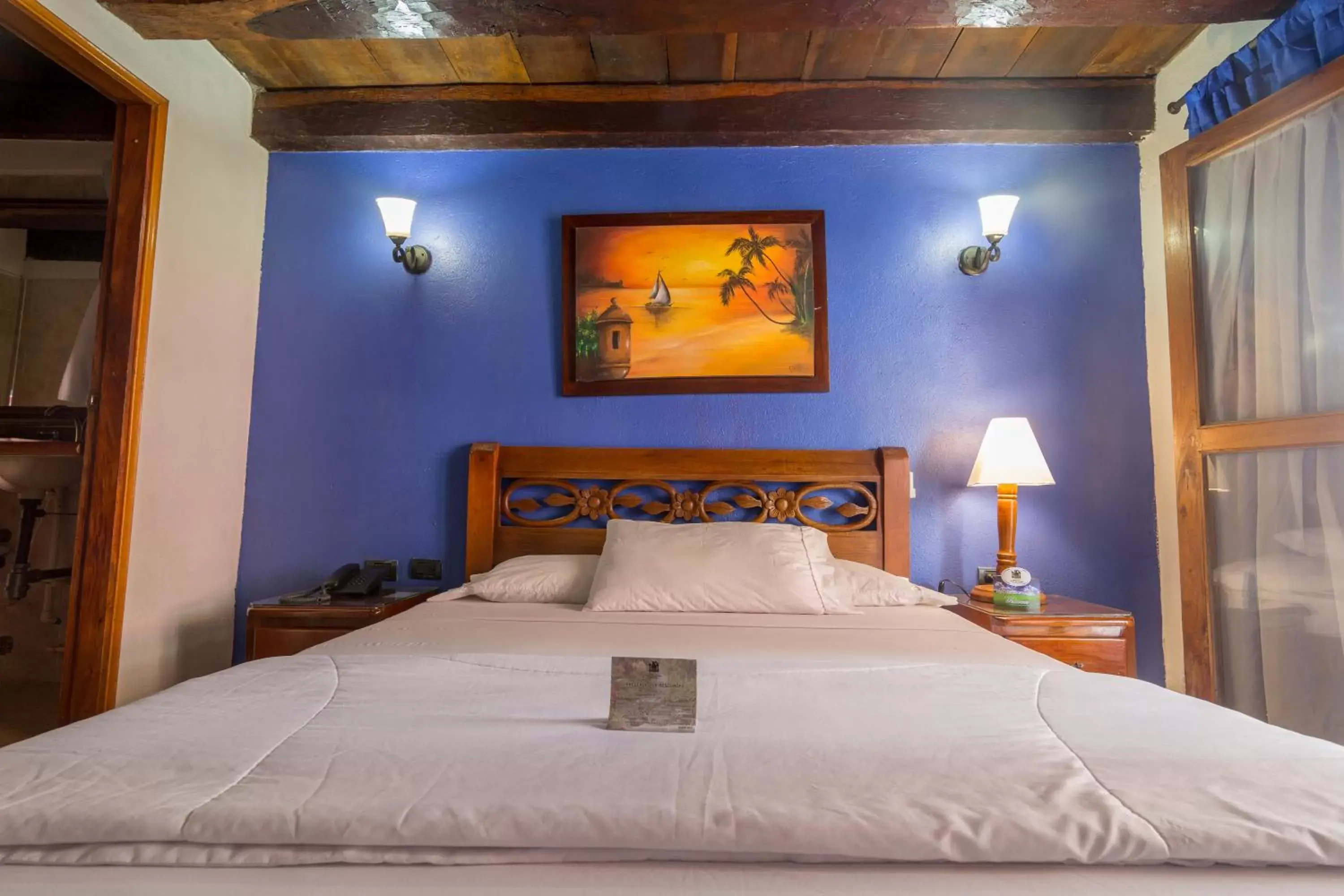 Photo of the whole room, Bed in Hotel Don Pedro De Heredia