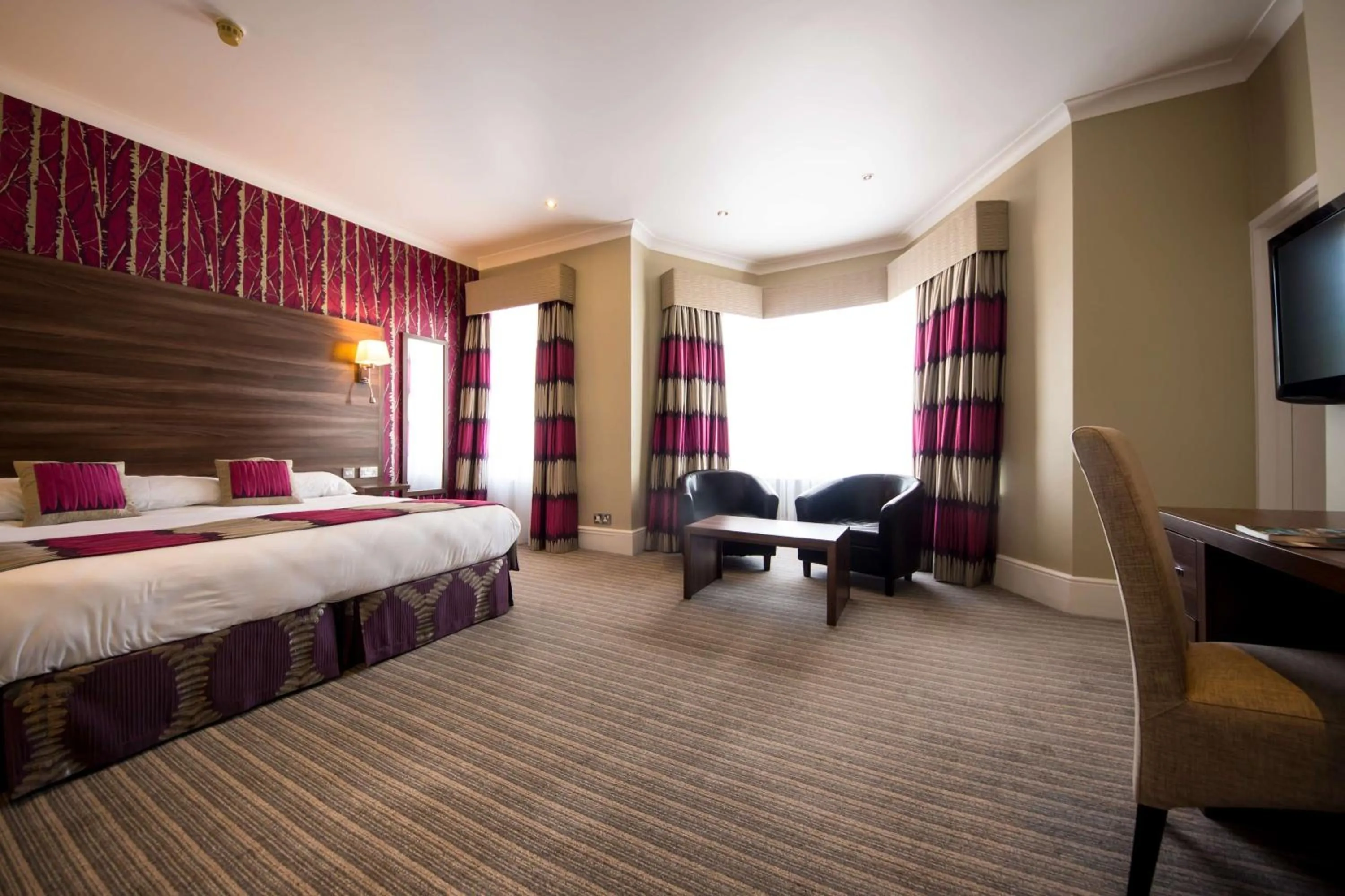 Photo of the whole room, Bed in Best Western York House Hotel